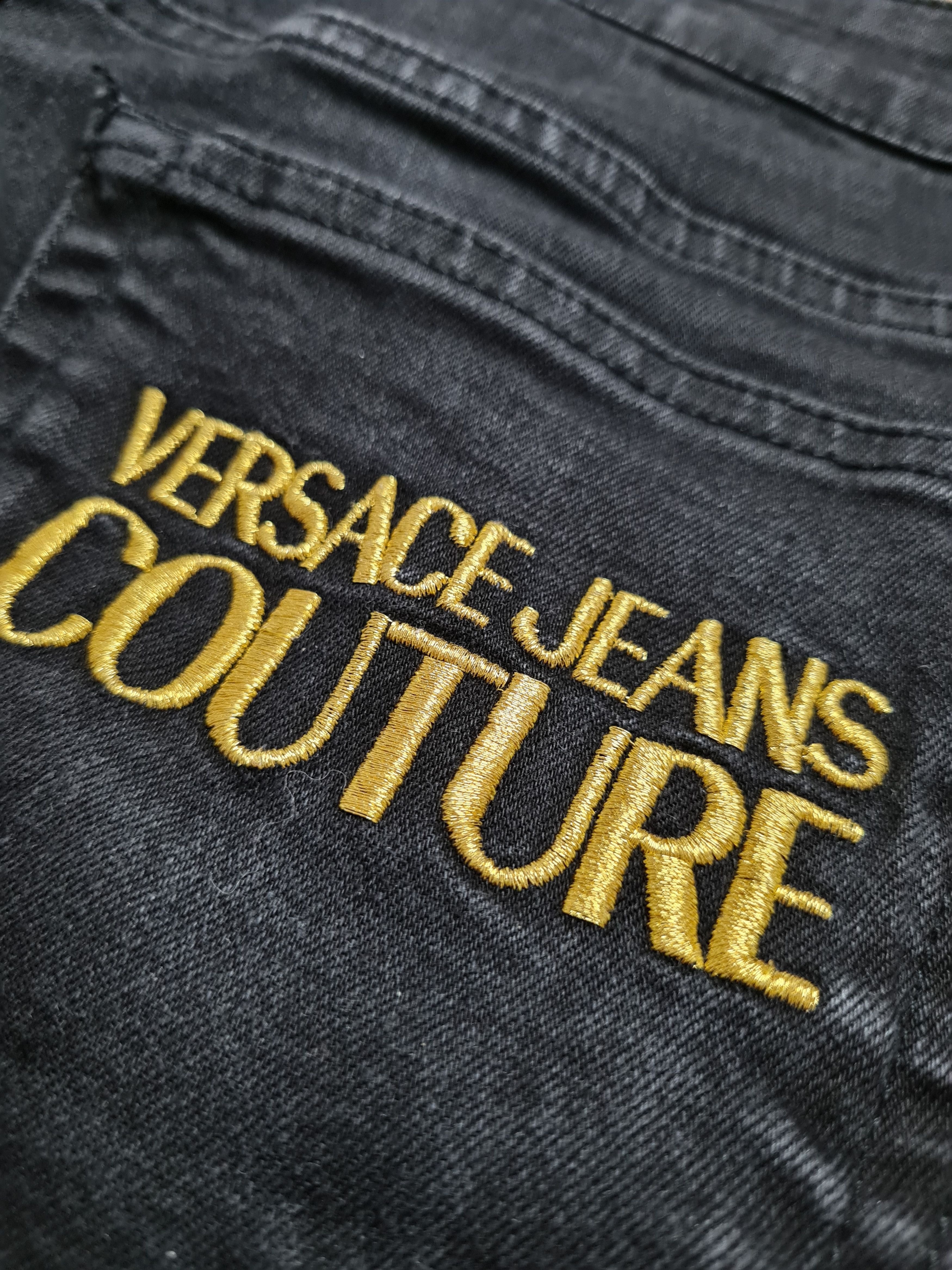 Versace Jeans Couture VINTAGE VERSACE JEANS COUTURE DENIM BIG LOGO TAG IT 44 Size US 28 / EU 44 - 16 Thumbnail