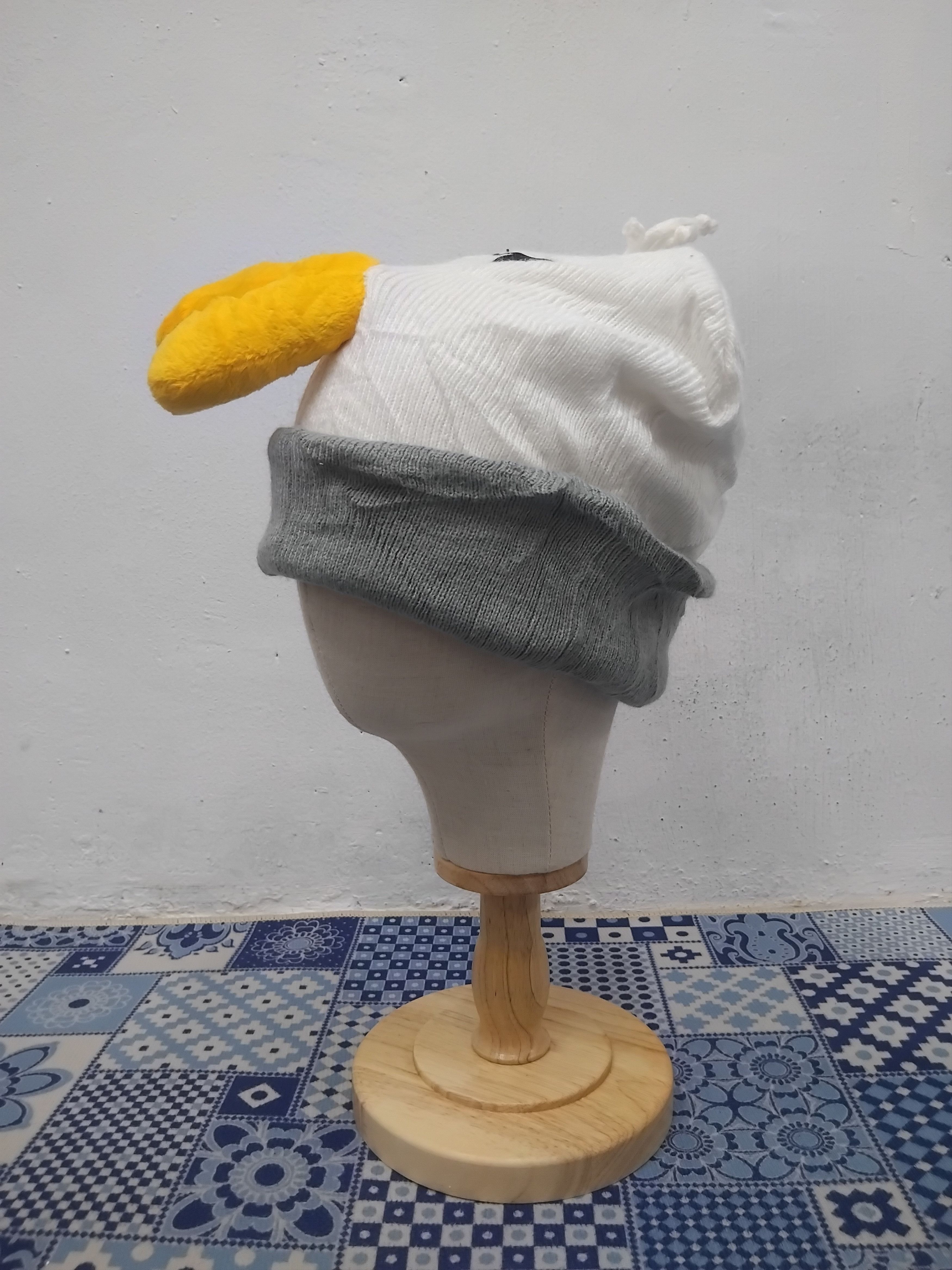 Cartoon Network 💥Tokyo Disney Bird Beanie Size ONE SIZE - 6 Thumbnail