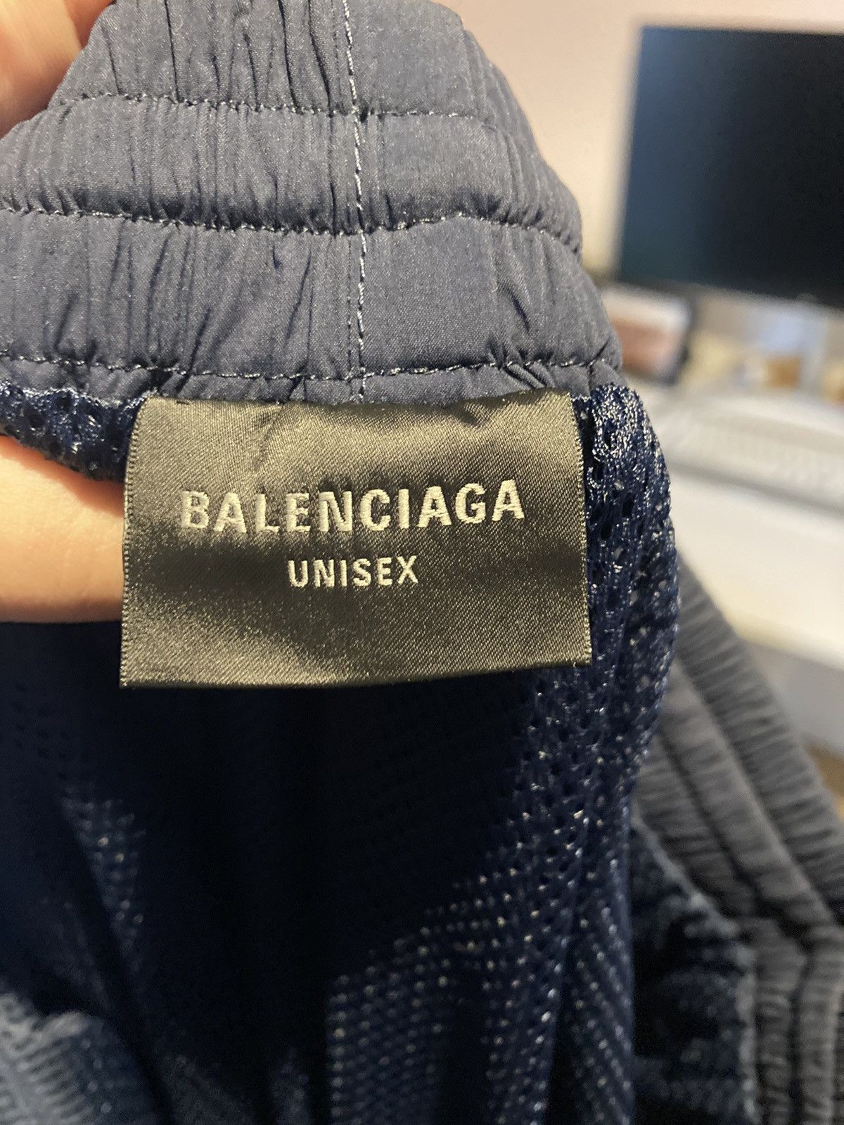 Balenciaga Balenciaga Baggy Loop Trackpants Size US 31 - 3 Thumbnail