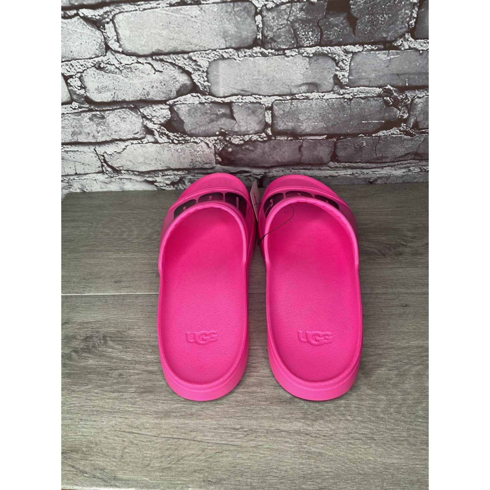 Ugg UGG WILCOX SLIDE Pink Rubber Light Waterproof Sport Sandals Size US 12 / EU 45 - 5 Thumbnail