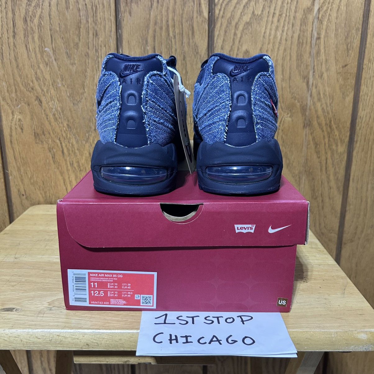 Levi's × Nike Levi's x Nike Air Max 95 OG Denim 11 US NEW HM4743-400 Size US 11 / EU 44 - 4 Thumbnail