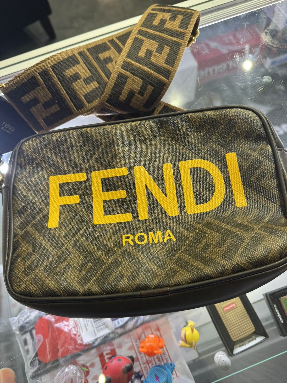 ショルダーバッグ FENDI EMBROIDERED CANVAS FENDI MELON CROSSBODY BAG Embroidered canvas Fendi Melon crossbody bag – G&B