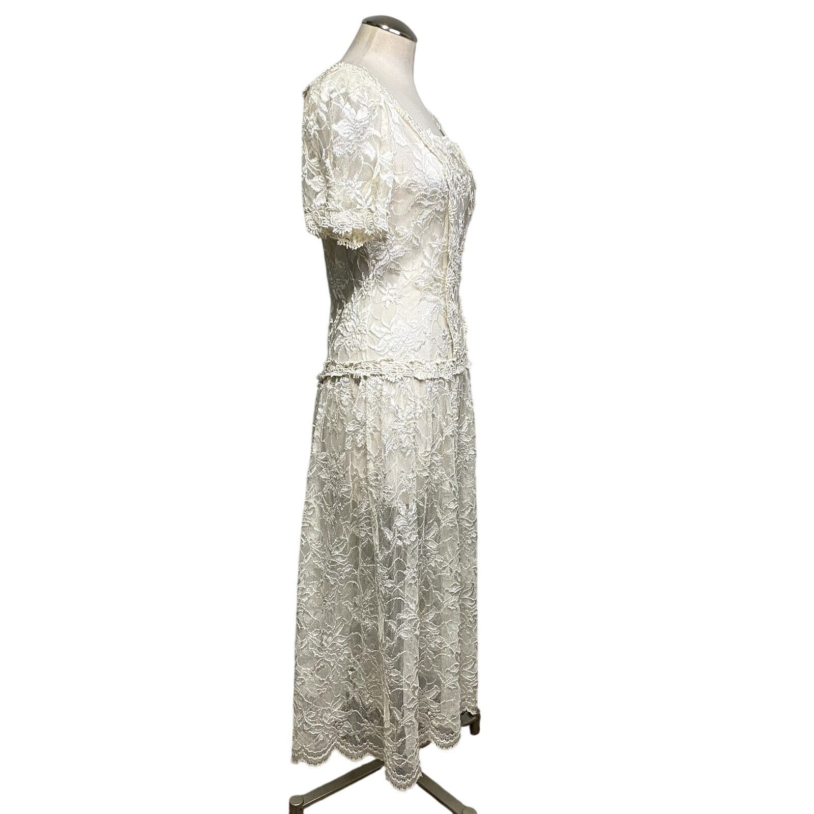 Other Beautiful VIntage 60's Sheer Lace Beaded Wedding Dress Size L / US 10 / IT 46 - 5 Thumbnail