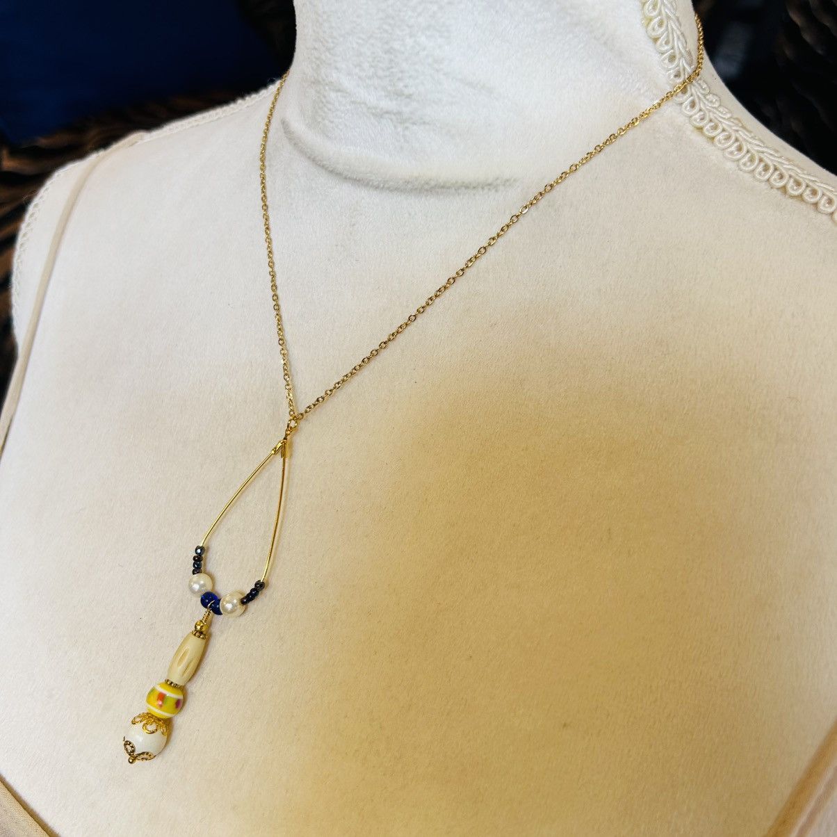 Handmade Handcrafted vintage bead changeable charm pendant necklace Size ONE SIZE - 4 Thumbnail