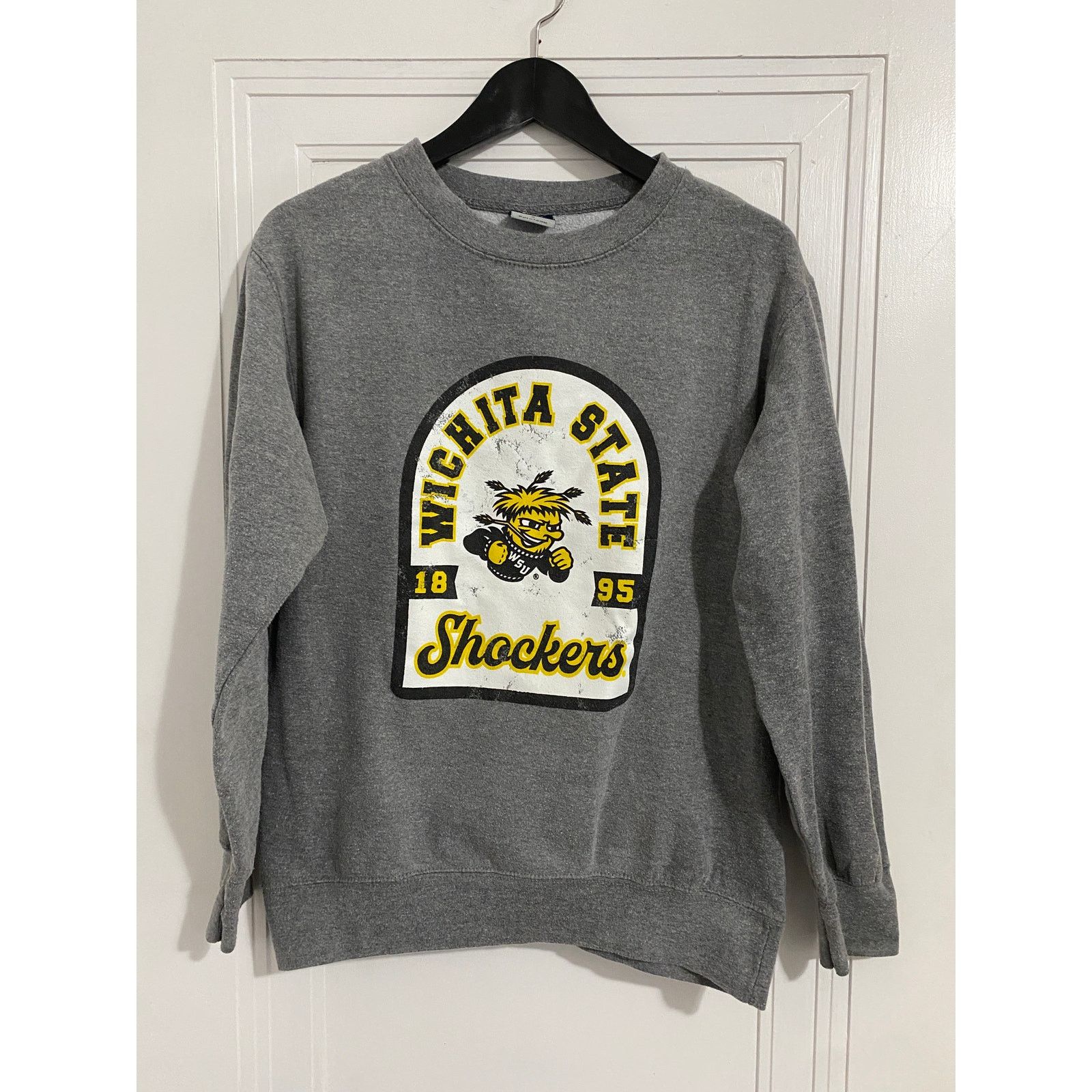 NCAA Wichita State University Shockers Crewneck Sweatshirt Size S Size US S / EU 44-46 / 1 - 1 Thumbnail