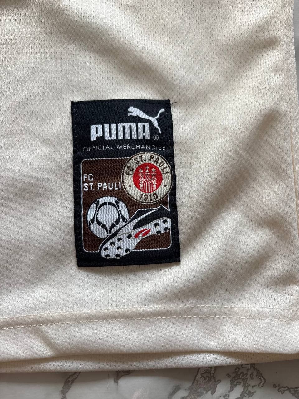 Puma St Pauli Germany Puma 1998-1999 Soccer Jersey Vintage Size US L / EU 52-54 / 3 - 2 Thumbnail