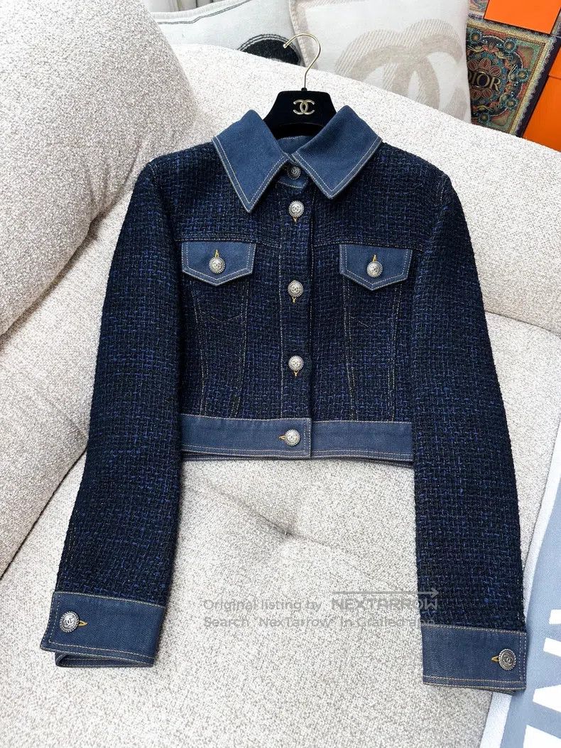 Chanel Chanel 18P dark blue fine glitter thick tweed denim two-p Size M / US 6-8 / IT 42-44 - 1 Thumbnail