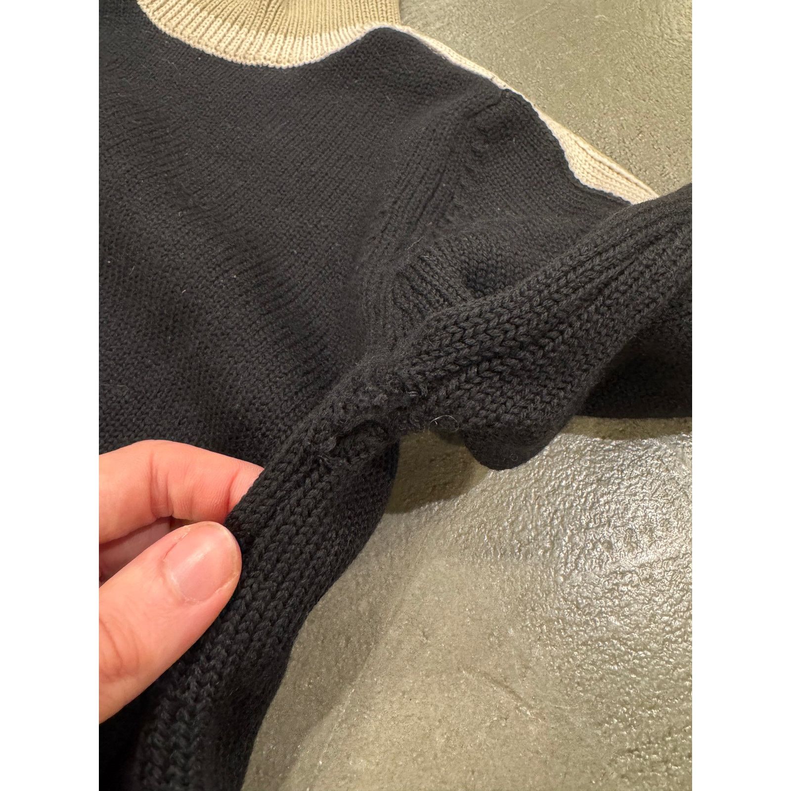 Prada 2000s Prada two tone wool knit Size M / US 6-8 / IT 42-44 - 5 Thumbnail