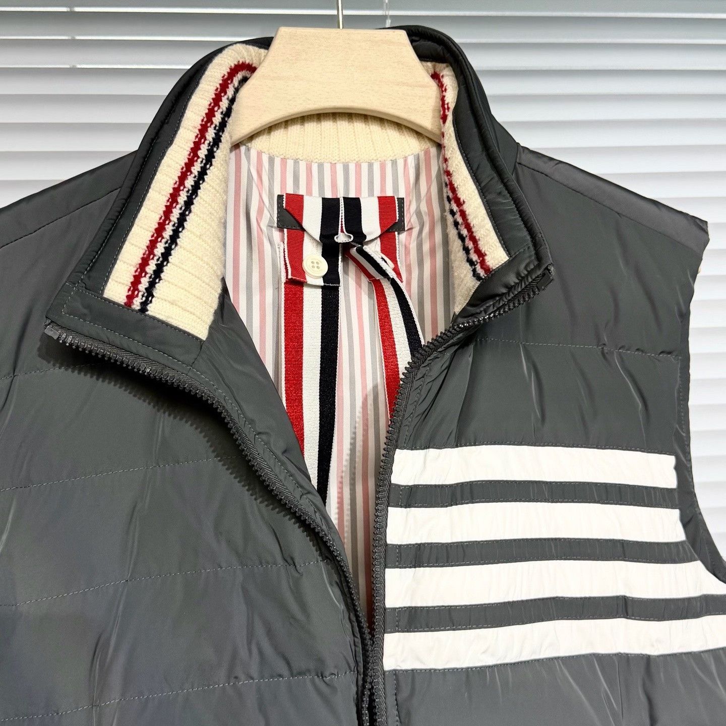 Thom Browne Thom Browne Classic Stripe Down Vest Size US S / EU 44-46 / 1 - 3 Thumbnail