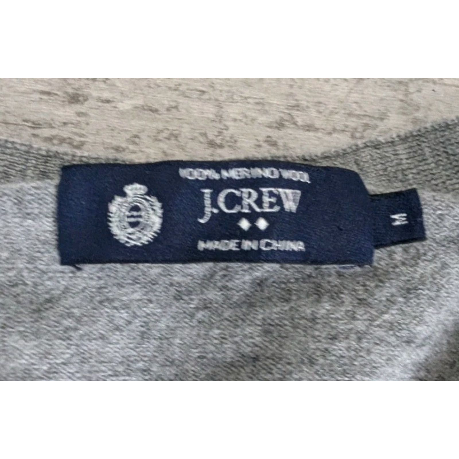 J.Crew J.CREW Cardigan Sweater Merino Wool Heritage Gray Medium Women Knit V-Neck Button Pockets All Seasons Lightweight Casual Formal 100% Merino Wool Size M / US 6-8 / IT 42-44 - 6 Thumbnail