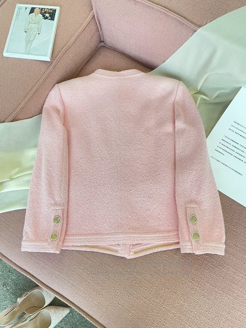 Chanel Chanel Seoul series pink tweed pearl buckle jacket Size XS / US 0-2 / IT 36-38 - 2 Thumbnail