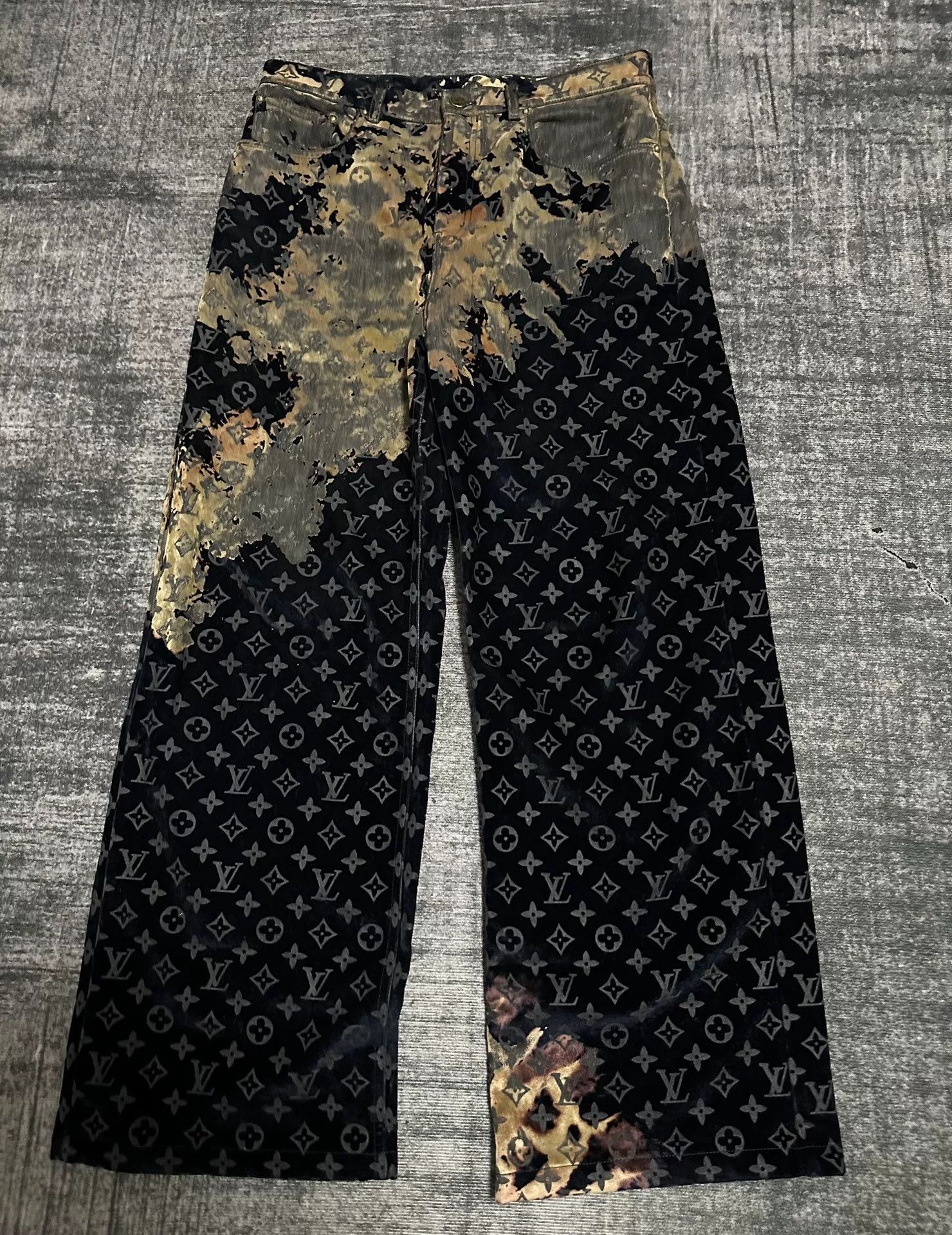 Louis Vuitton Louis Vuitton Denim Graphic Multi Denim Jeans 31 Men Size US 31 - 1 Thumbnail