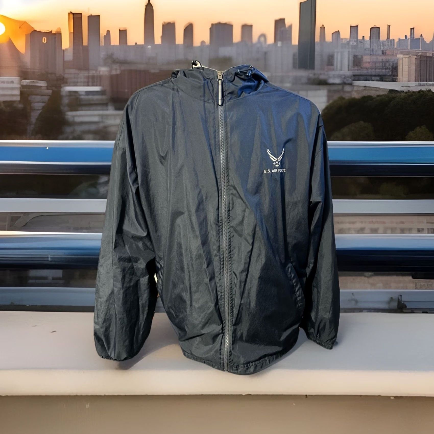 Vintage VINTAGE U.S. Air Force Full Zip Jacket Hood Mens Large Navy Blue Zip Pockets VTG 2000s Size US L / EU 52-54 / 3 - 4 Thumbnail