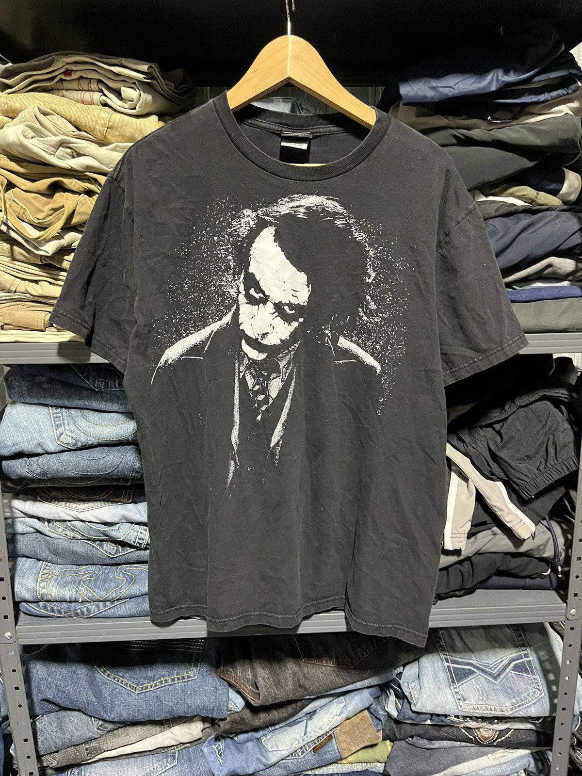 DC Comics × Vintage Crazy Joker The Dark Knight Heath Ledger Batman Movie Tee Size US L / EU 52-54 / 3 - 2 Thumbnail