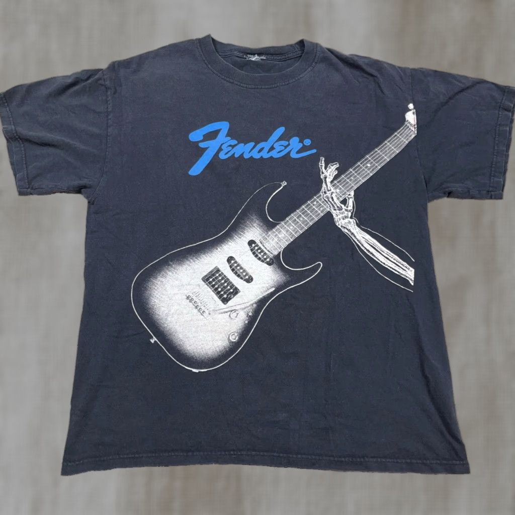 Fender VINTAGE Fender Shirt Men L Black Guitar Band Tee Skeleton Skate Punk Shirt Size US L / EU 52-54 / 3 - 1 Thumbnail