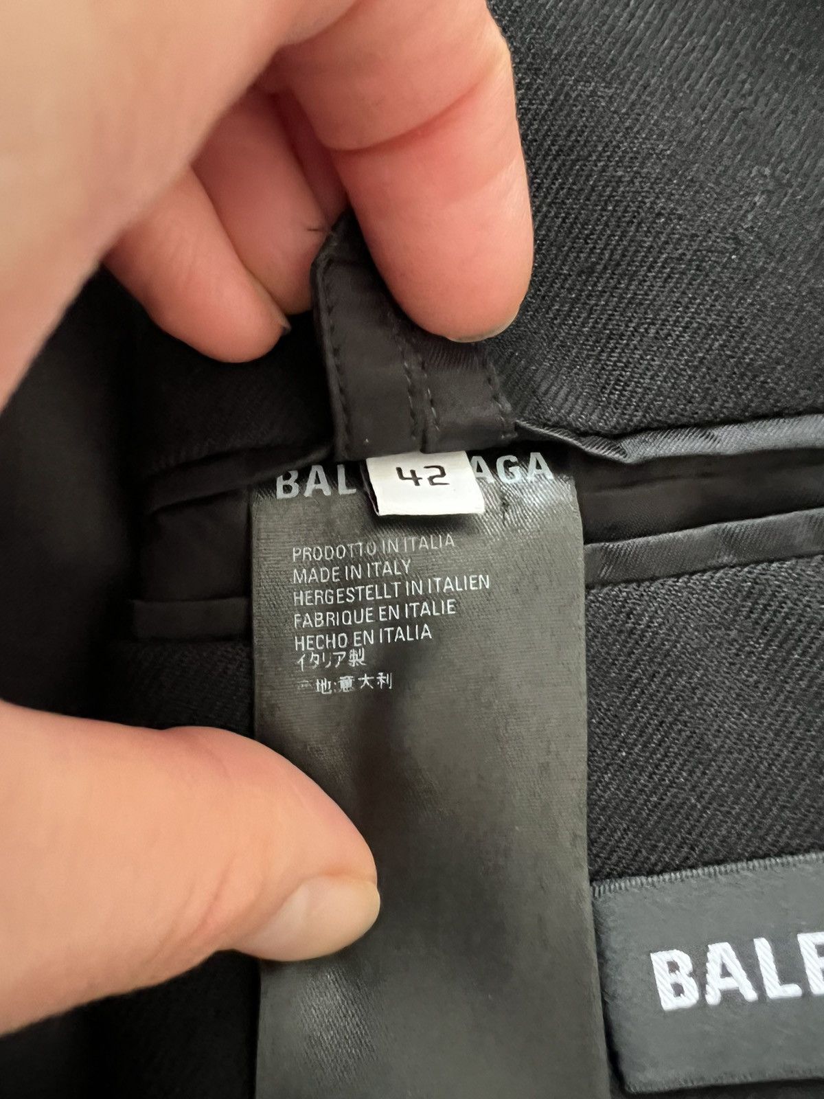 Balenciaga Balenciaga Rubber Patch Coat Size US L / EU 52-54 / 3 - 5 Thumbnail