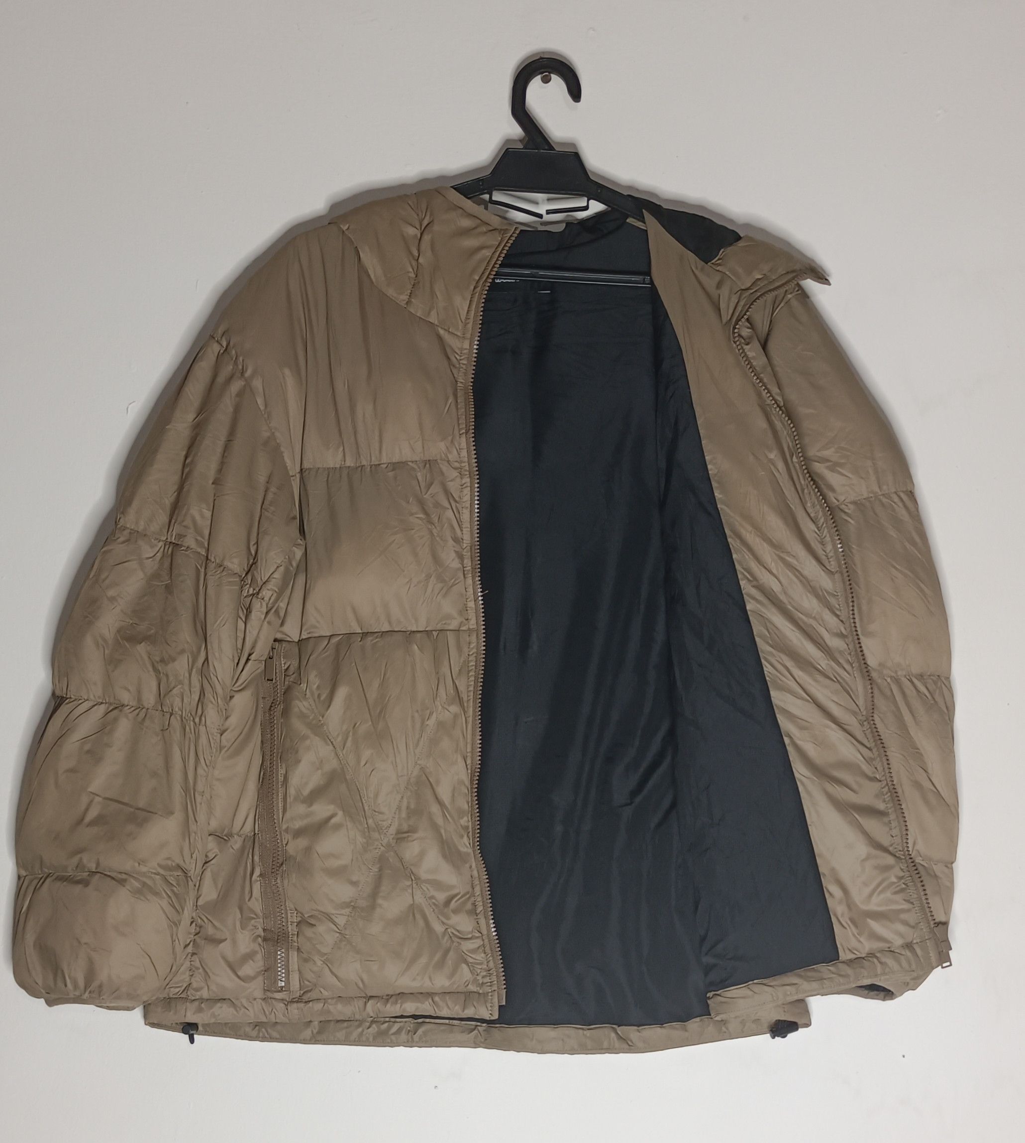 GU × Undercover Undercover x GU Padded Puffer Jacket Size US M / EU 48-50 / 2 - 14 Thumbnail