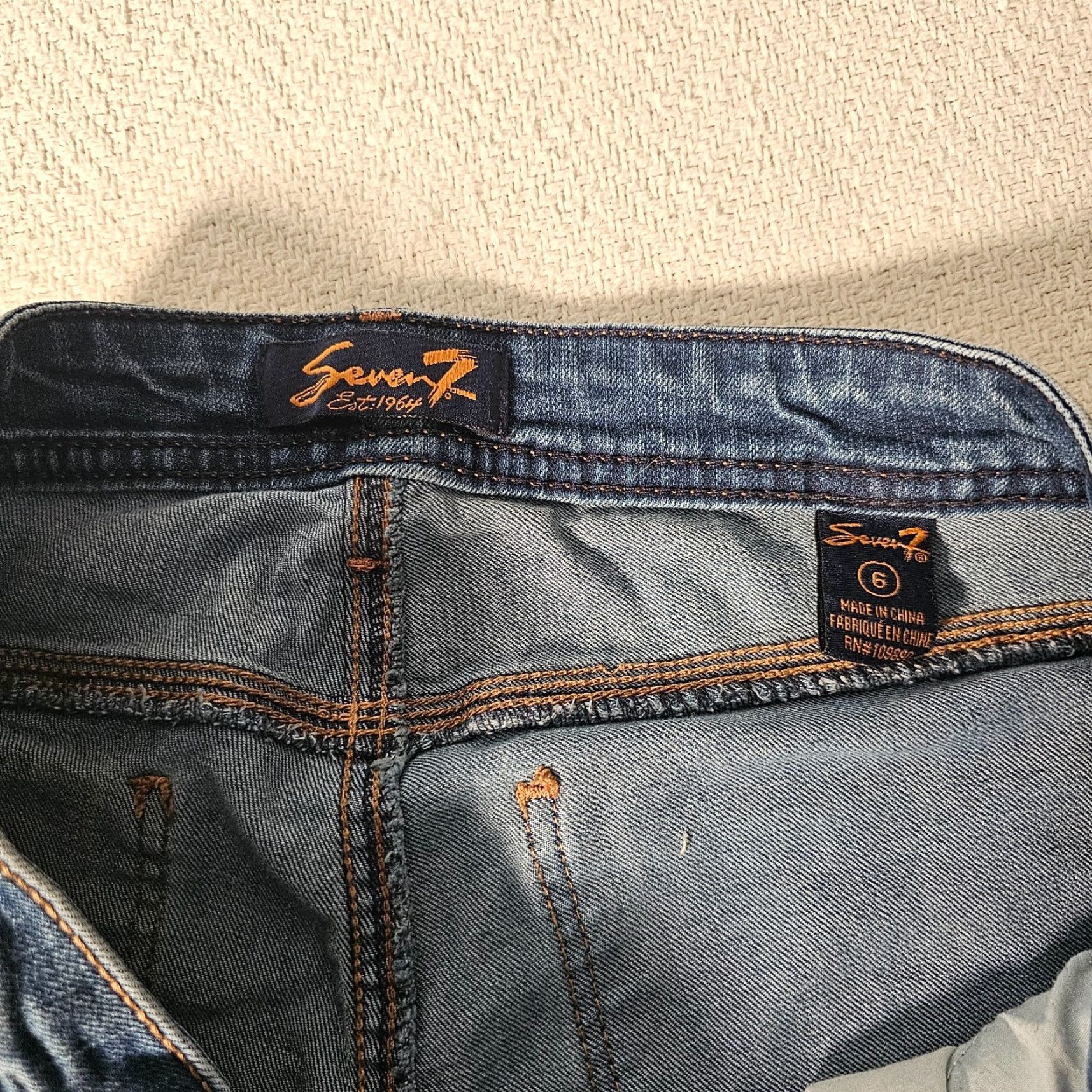 Vintage Women's Seven 7 Stretch Capri Jeans Size 6 Medium Wash Beach Size 28" / US 6 / IT 42 - 2 Thumbnail