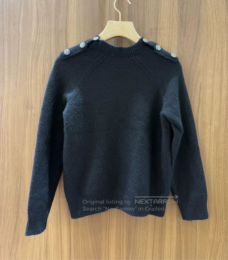 Chanel Black cashmere blended sweater