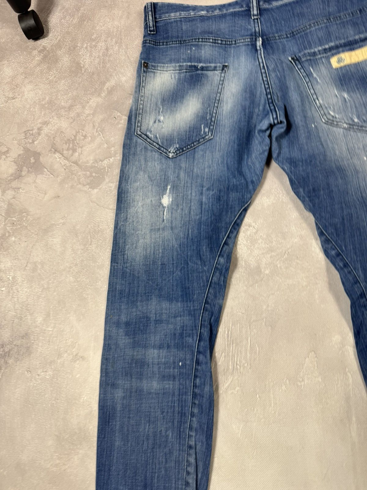 Dsquared2 Dsquared2 Distressed Y2k Slim Jeans Size US 32 / EU 48 - 14 Thumbnail