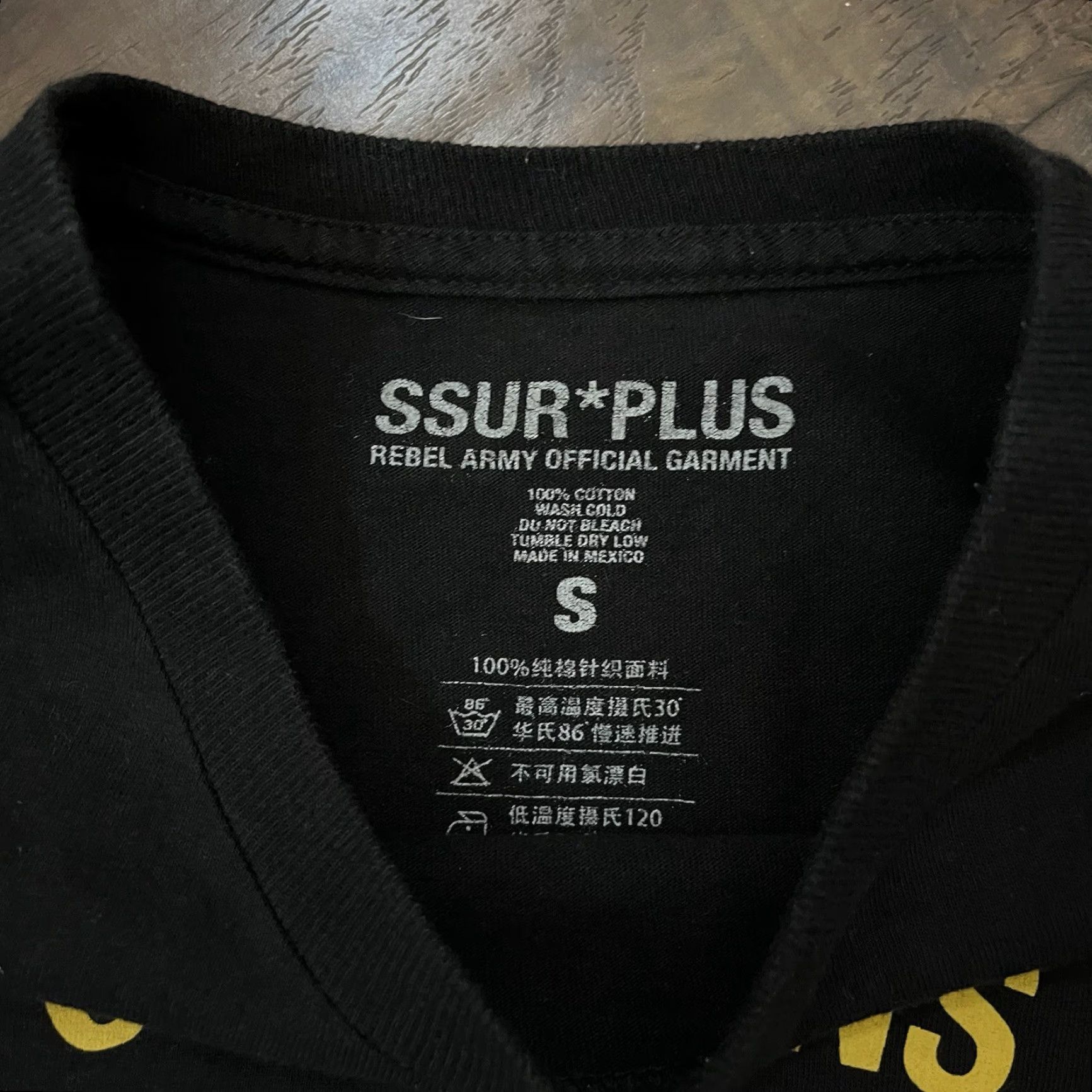 Vintage SSUR Plus 69th Guns Joker Black T-Shirt Mens Small Streetwear Batman DC Comics Shirt S Mens White Comics 90s Theme Size US S / EU 44-46 / 1 - 4 Thumbnail