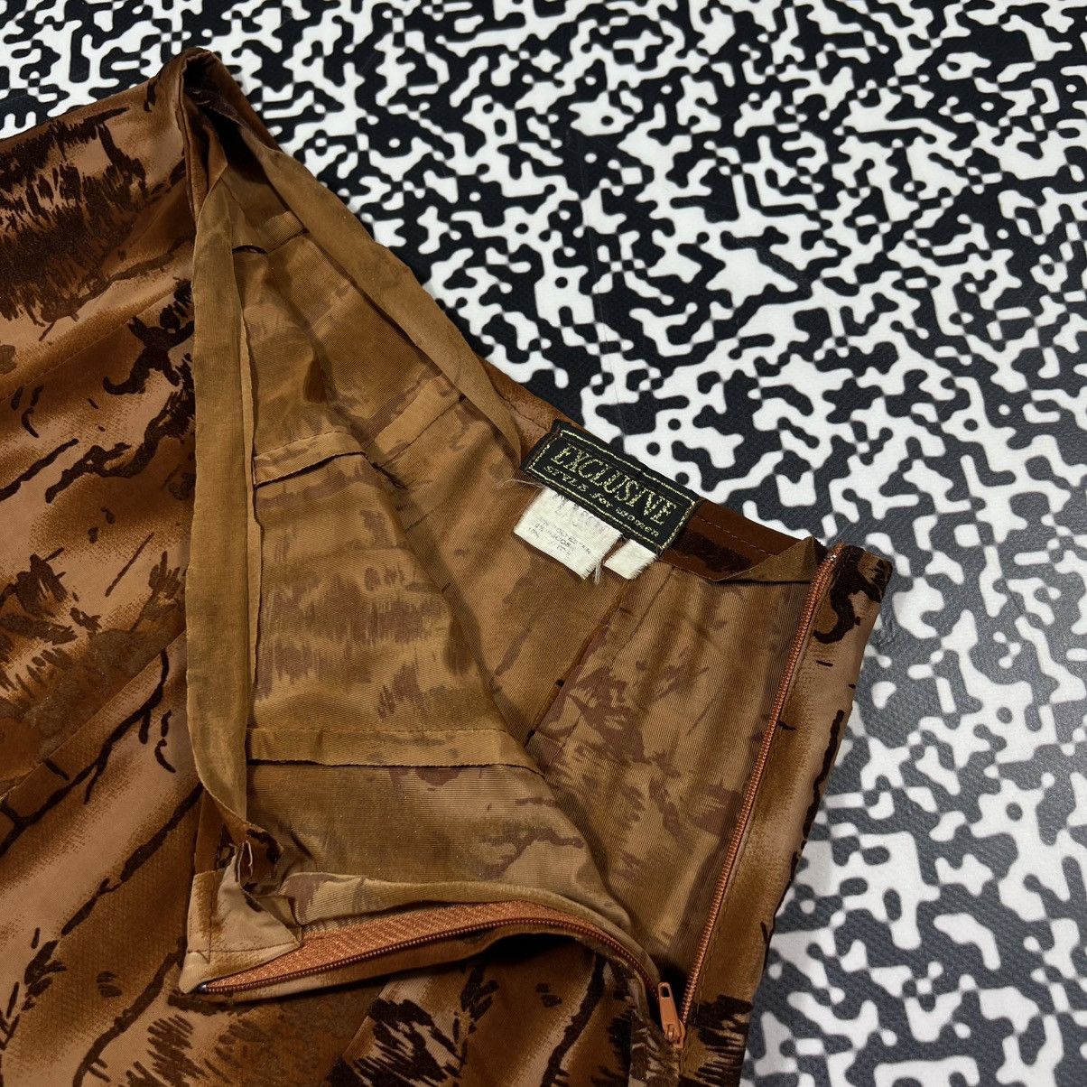 Japanese Brand Vintage Y2K Japanese Flared Mini Skirt Retro 90s Style Size 27" / US 4 / IT 40 - 13 Thumbnail