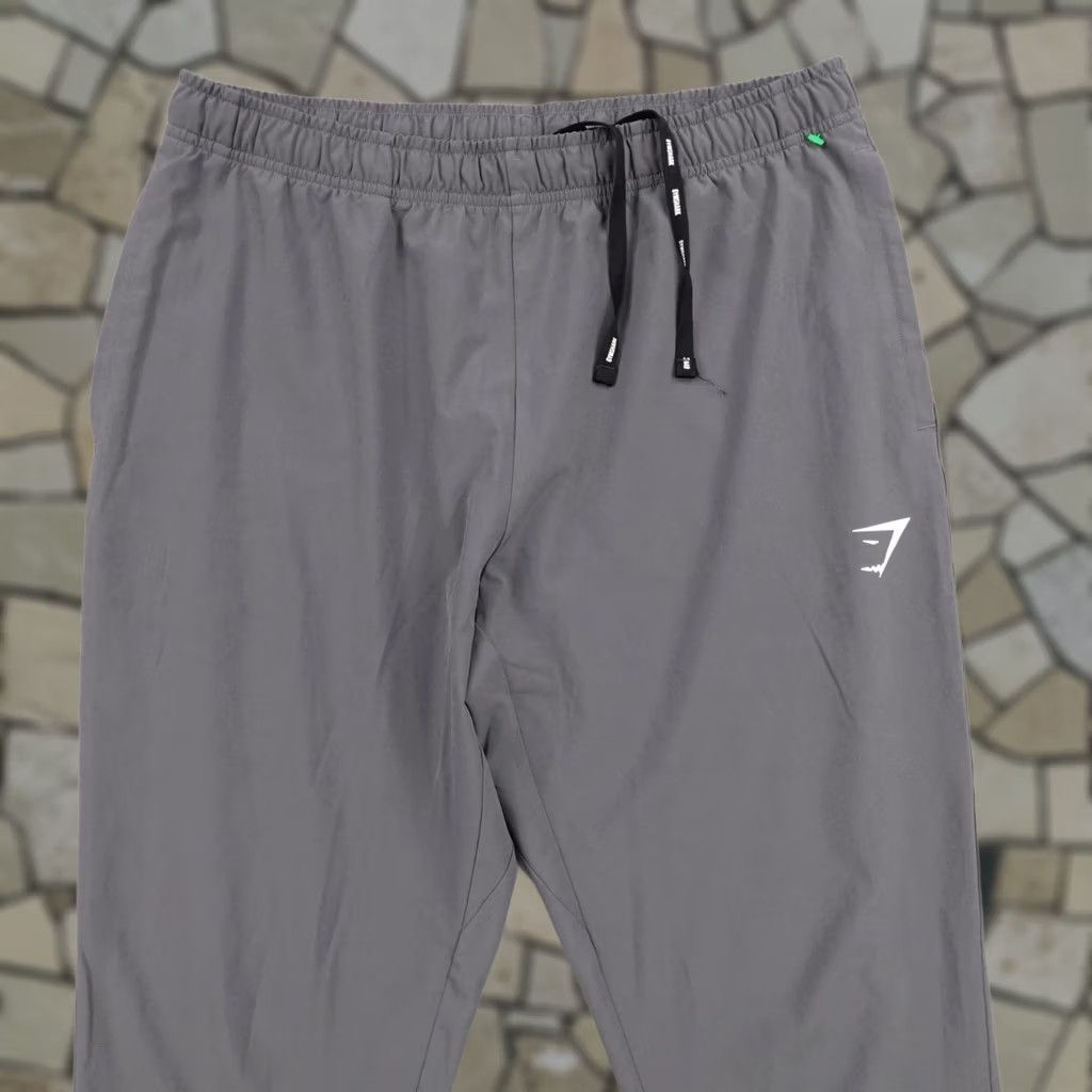 Gymshark Gymshark Pants Mens Large Gray Arrival Joggers Ankle Zip Running Performance Gym Size US 33 - 1 Thumbnail