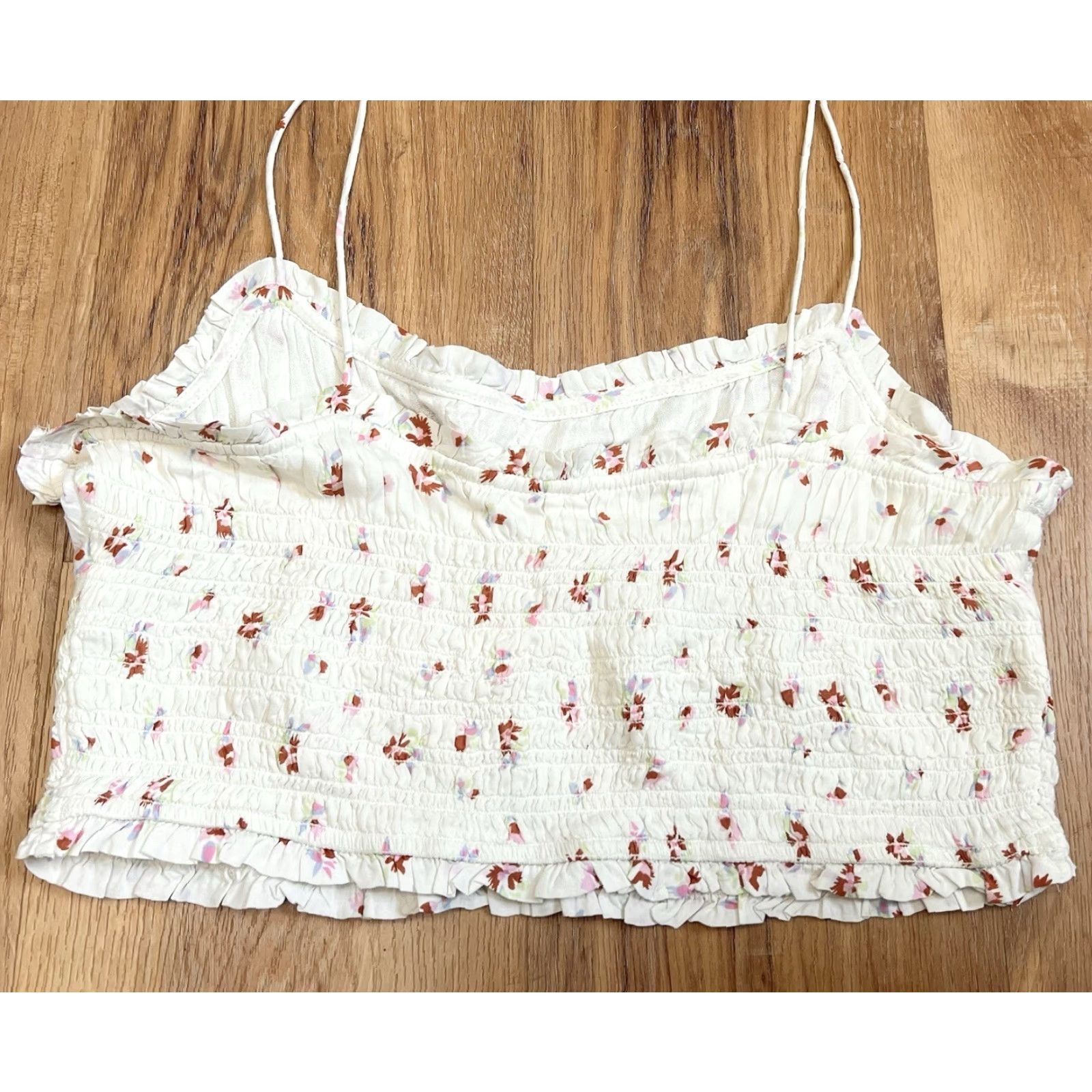 Free People Free People Top Ivory Kaia Floral Smocked Cropped Ruffled Sleeveless NWT Size M Size M / US 6-8 / IT 42-44 - 4 Thumbnail