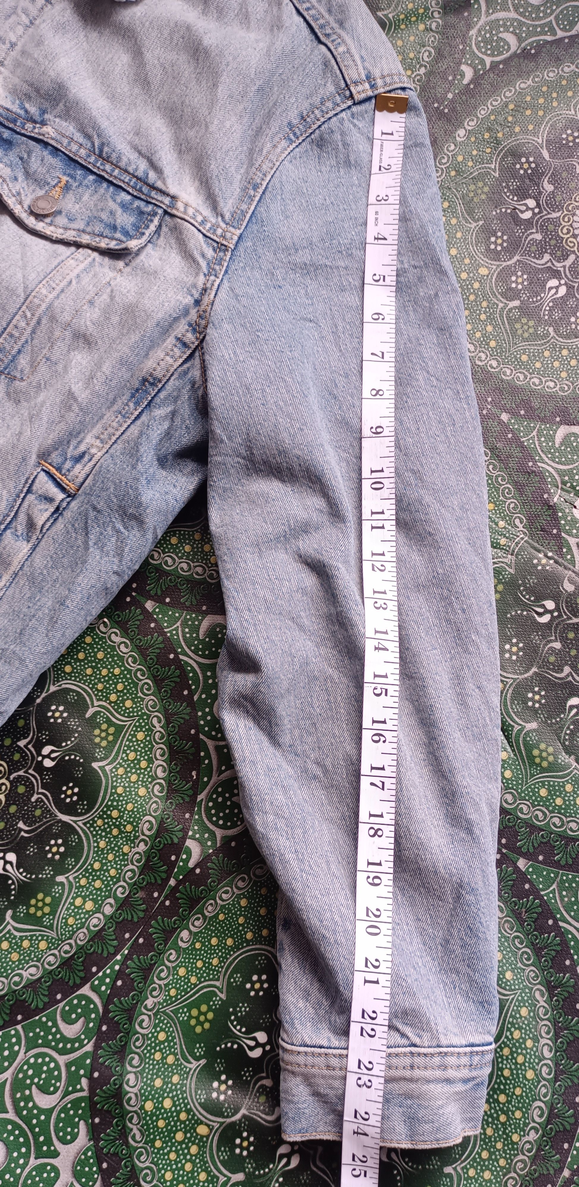 H&M H&M Sherpa Lined Denim Jacket Size US L / EU 52-54 / 3 - 13 Thumbnail