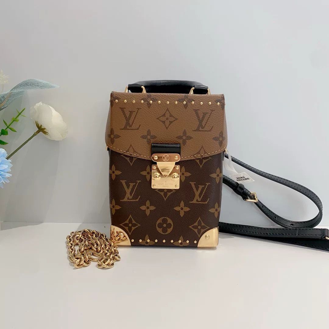 Louis Vuitton Pre-loved Bag Very good condition Size ONE SIZE - 1 Thumbnail