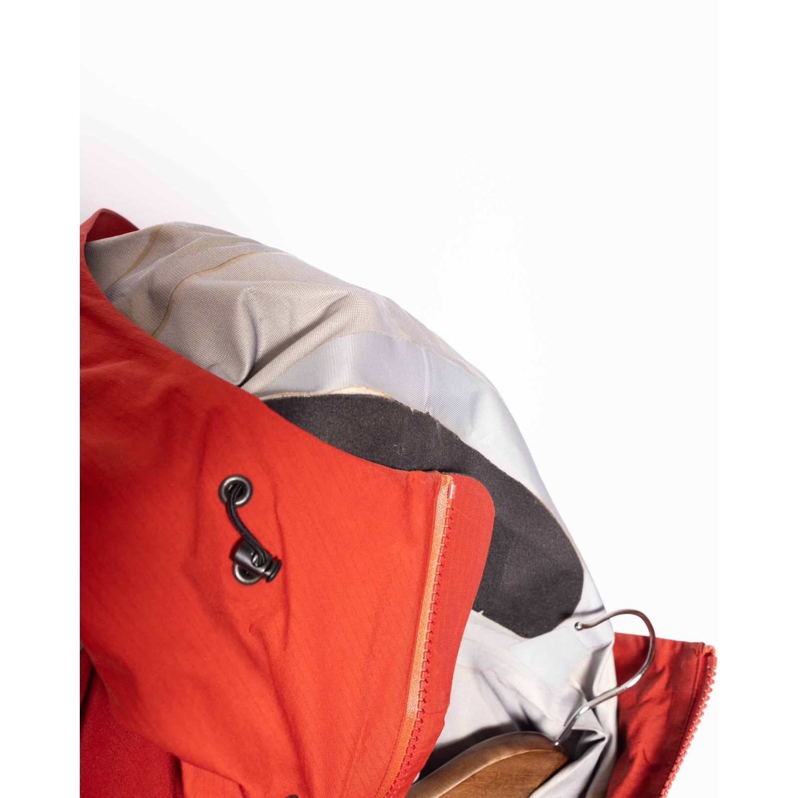 Arc'teryx Vintage Arcteryx Beta SV Sangria Medium 2005 Size US M / EU 48-50 / 2 - 13 Thumbnail