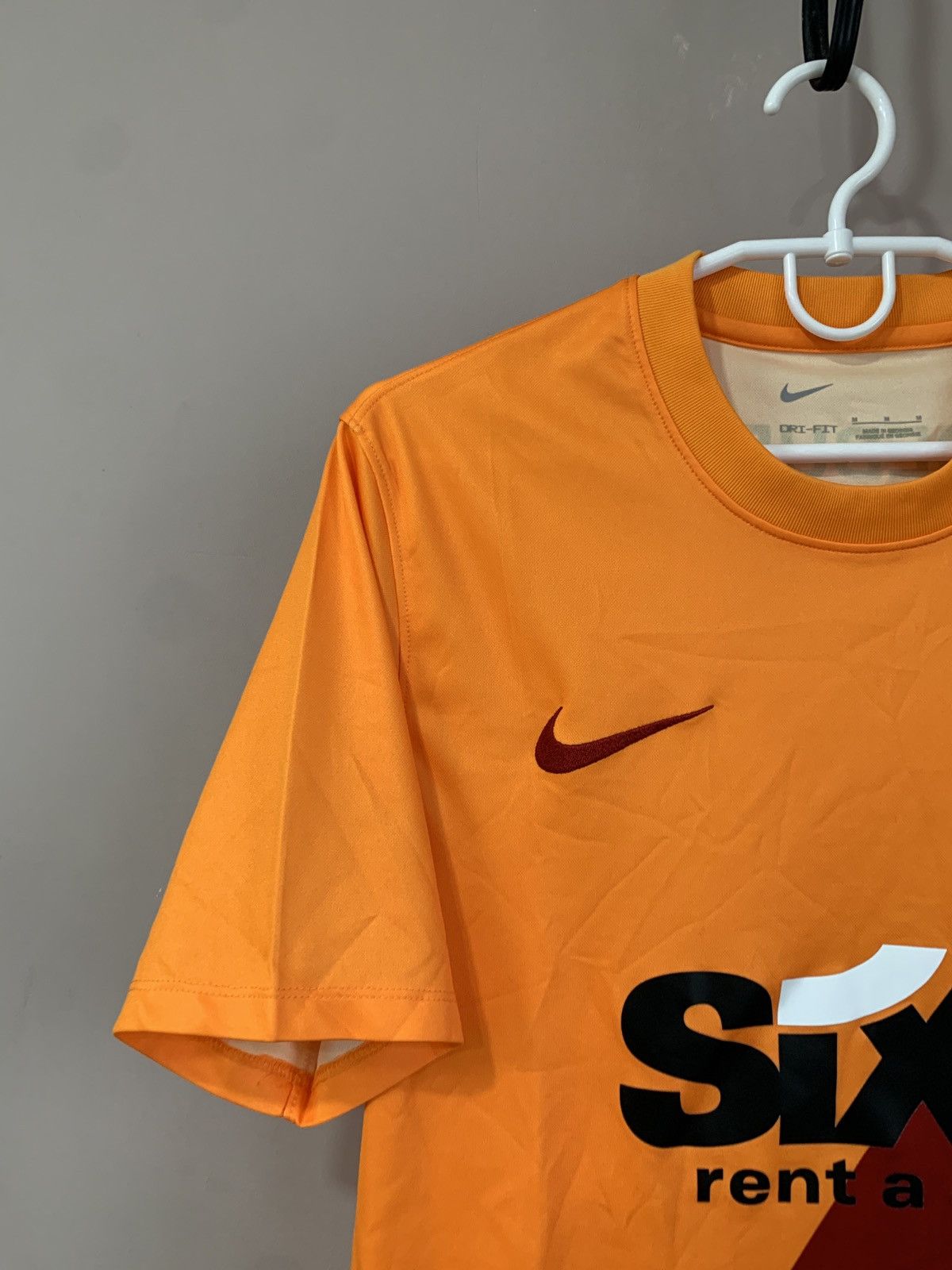 Nike Galatasaray 21/22 Home Football Shirt Nike Soccer Jersey S Size US S / EU 44-46 / 1 - 3 Thumbnail