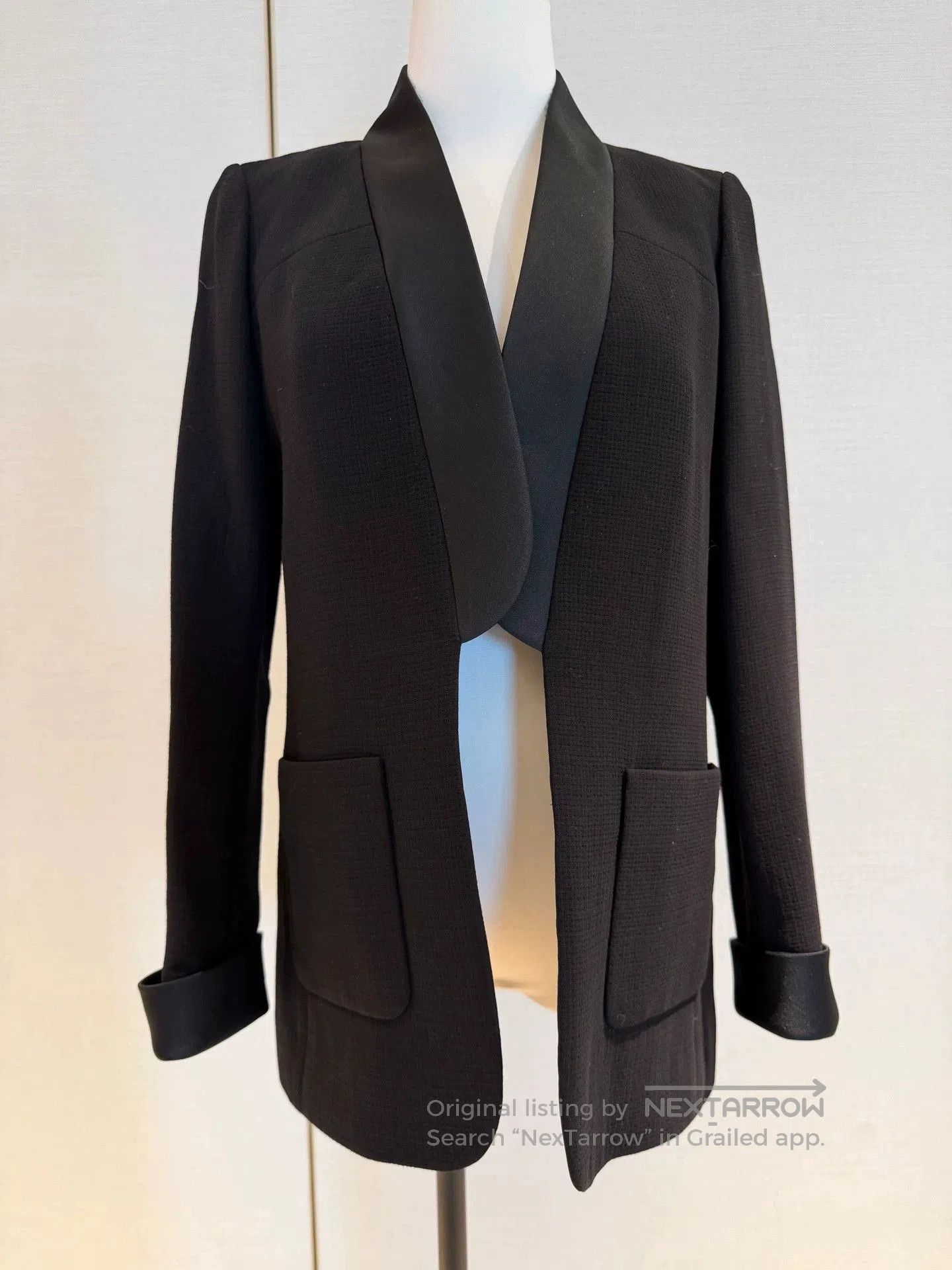 Chanel Chanel 18SS Black Wool Satin Blazer. Size US S / EU 44-46 / 1 - 1 Thumbnail