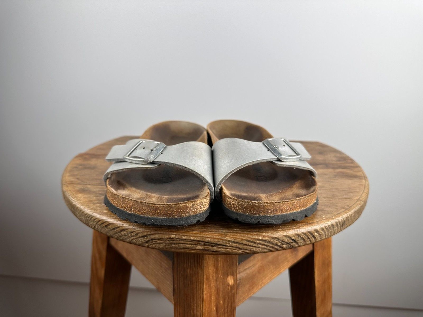 Birkenstock Birkenstock Women's Madrid Silver Slide Sandals EU 36 23 cm Size US 6 / IT 36 - 6 Thumbnail