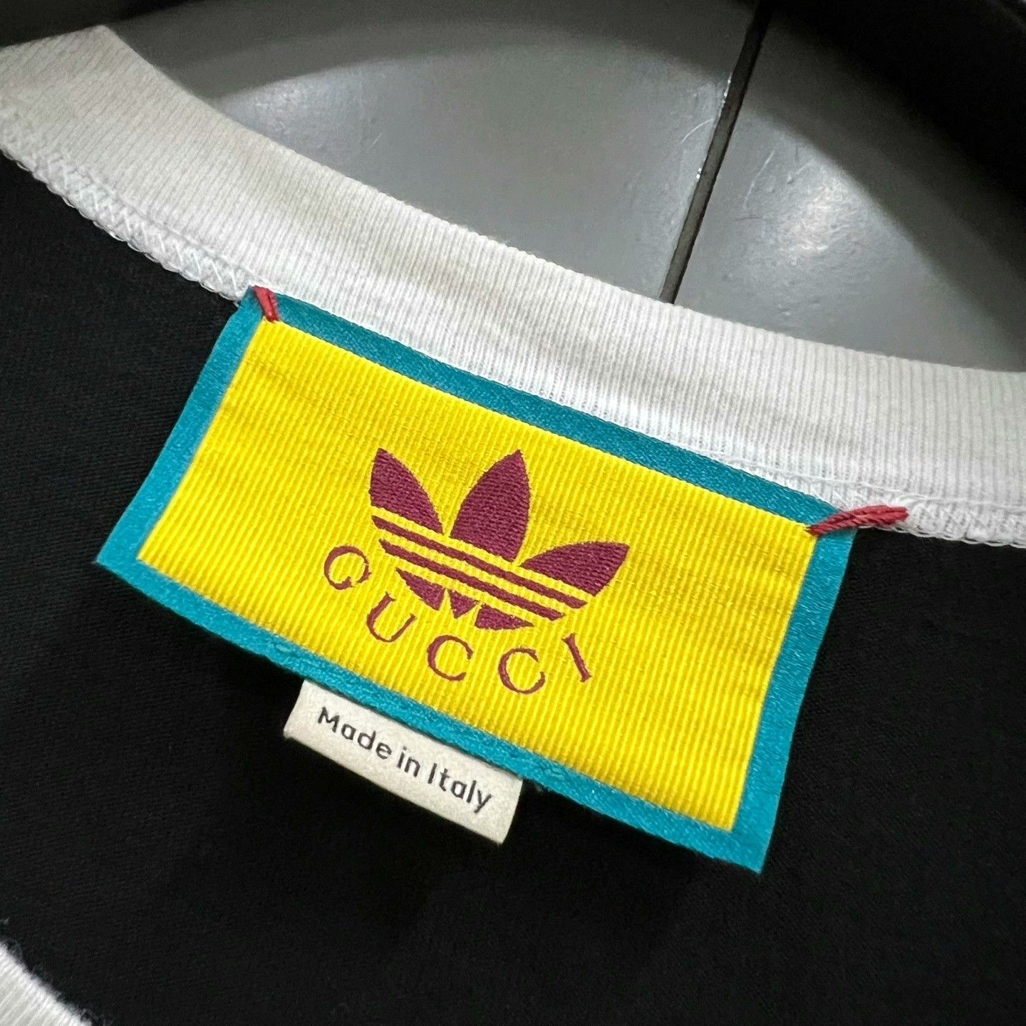 Gucci Gucci x Adidas Printed Logo Short Sleeve Size US M / EU 48-50 / 2 - 3 Thumbnail