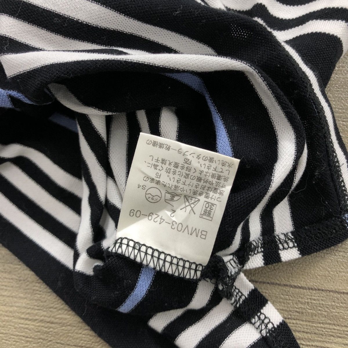 Burberry Vintage Burberry Black Label Polo T-shirt Stripe Luxury Size US S / EU 44-46 / 1 - 10 Thumbnail