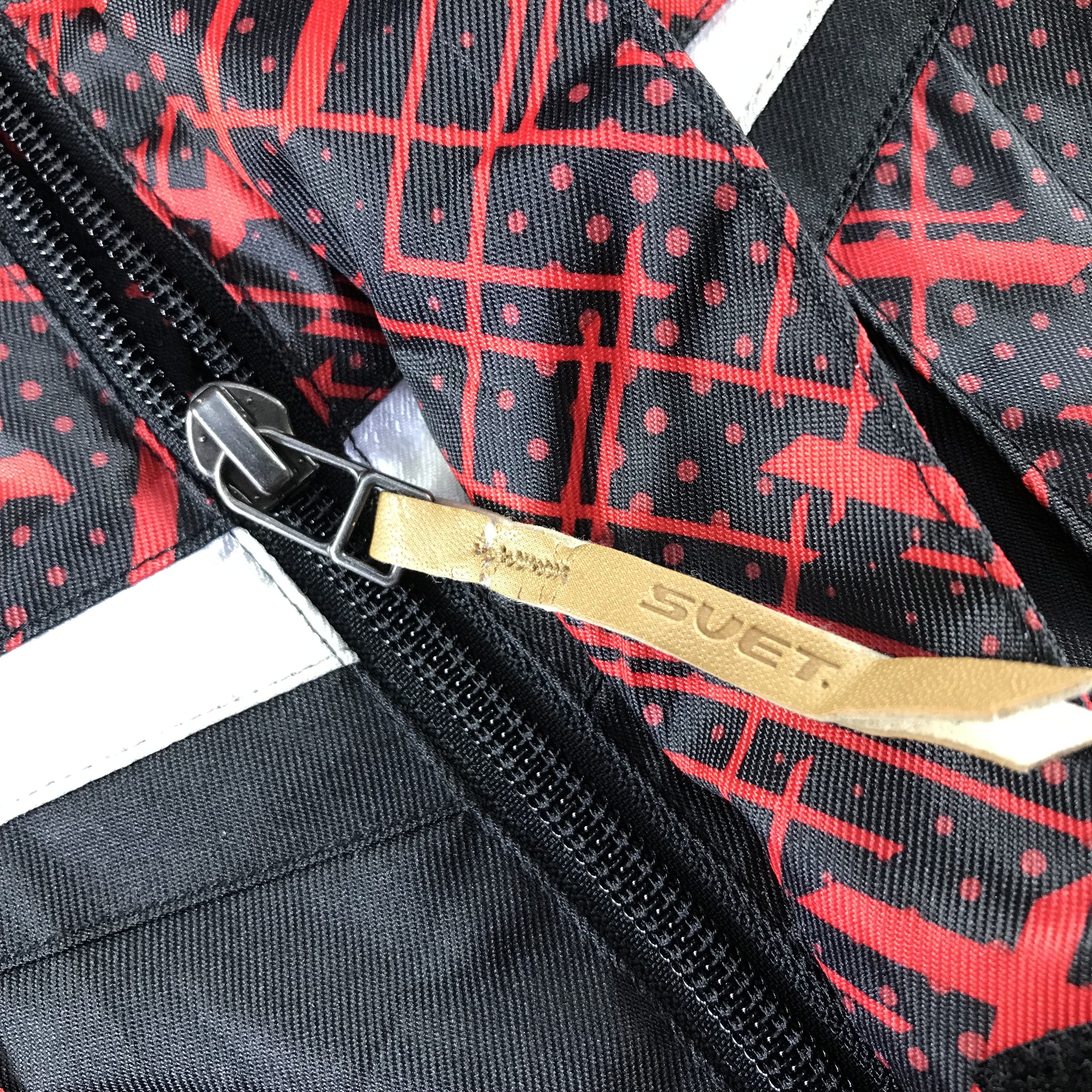 Japanese Brand Vintage Japanese Brand Full-Zip Sports Snowboard Jacket Size US L / EU 52-54 / 3 - 7 Thumbnail
