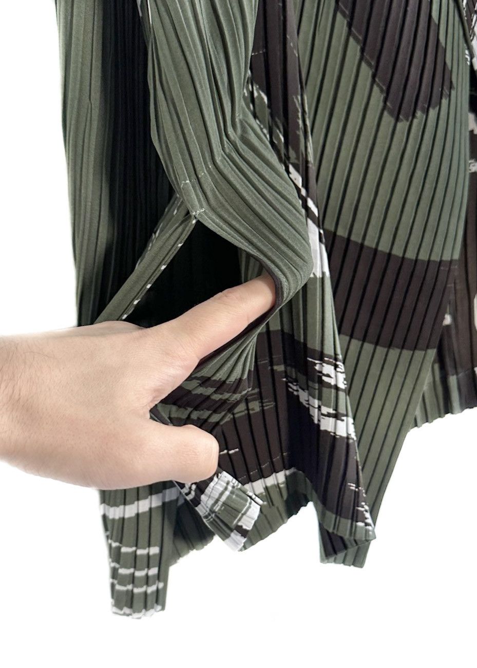 Issey Miyake Issey Miyake RC Doro Khaki Green Printed Pleated Cardigan Size M / US 6-8 / IT 42-44 - 4 Thumbnail