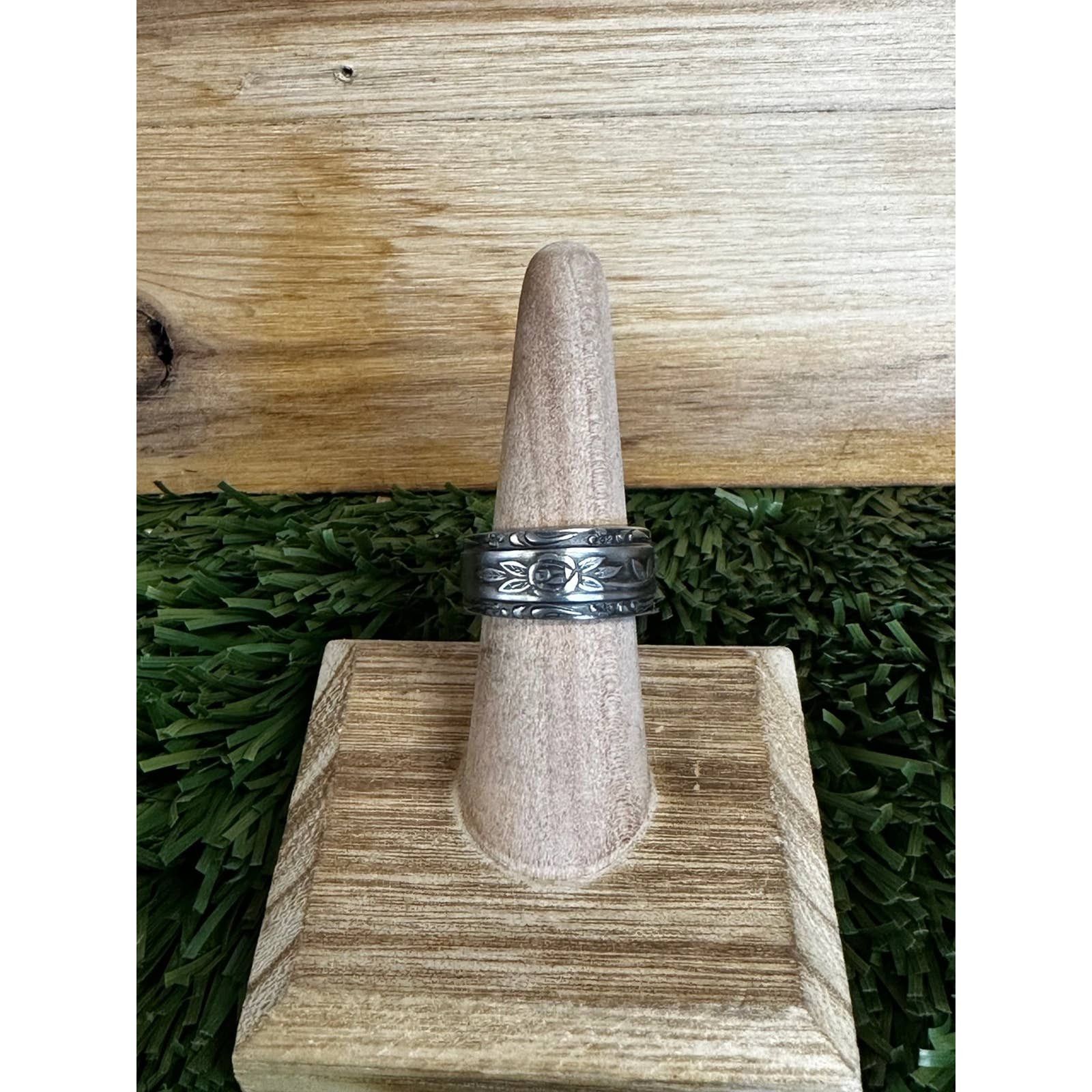 Handmade Ring size 7.5 Size ONE SIZE - 3 Thumbnail
