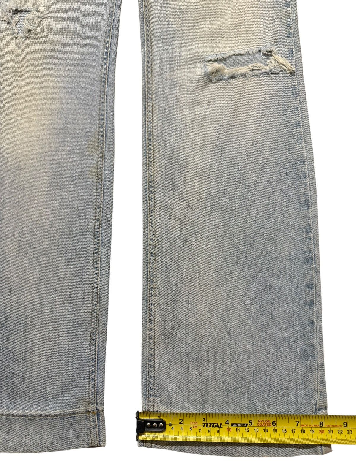 Dolce & Gabbana Vintage 90s Dolce & Gabbana Light Wash Distress Straight Leg Size US 30 / EU 46 - 12 Thumbnail