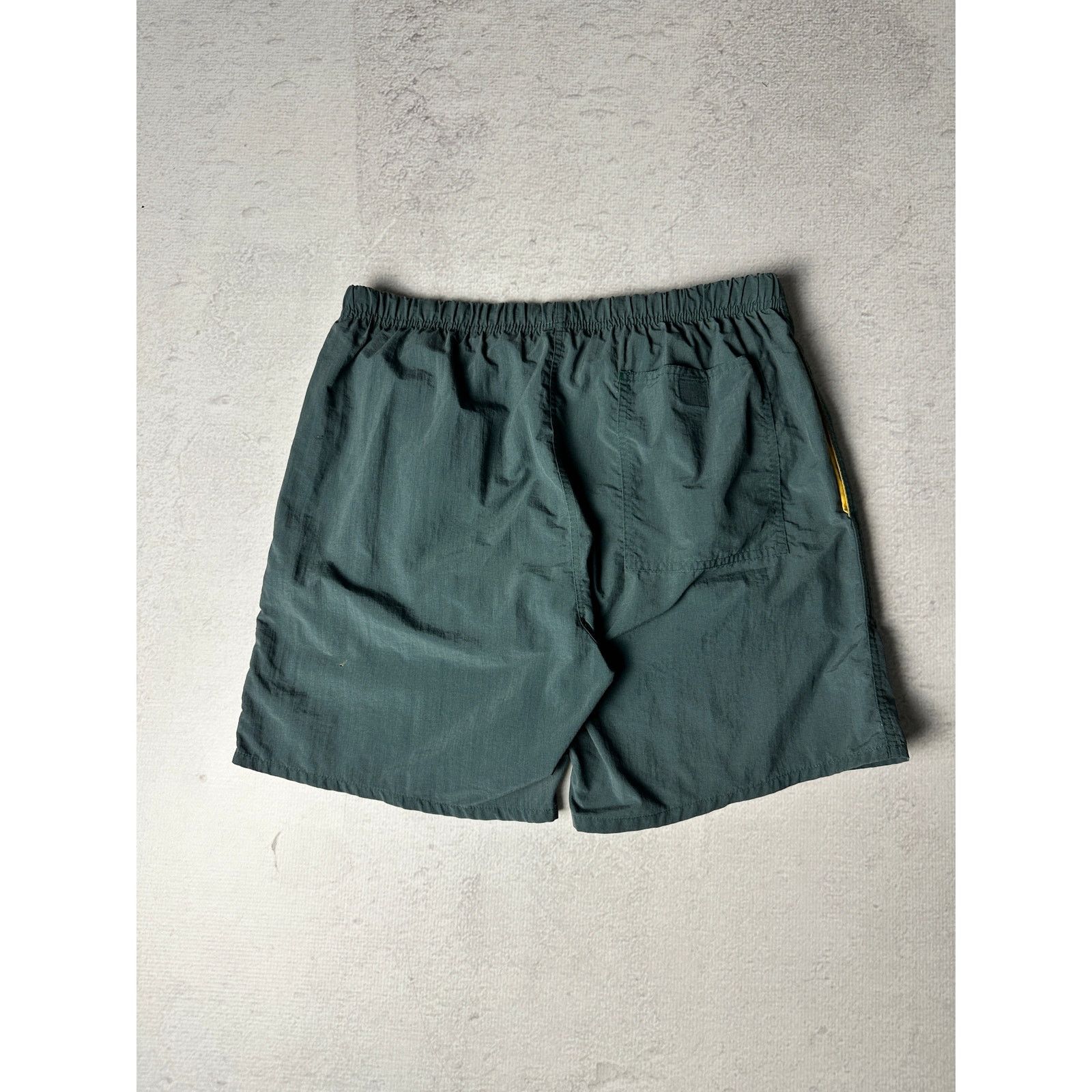 Nautica Vintage Nautica Board Shorts, Vintage Shorts Men's Small Size US 34 / EU 50 - 2 Thumbnail