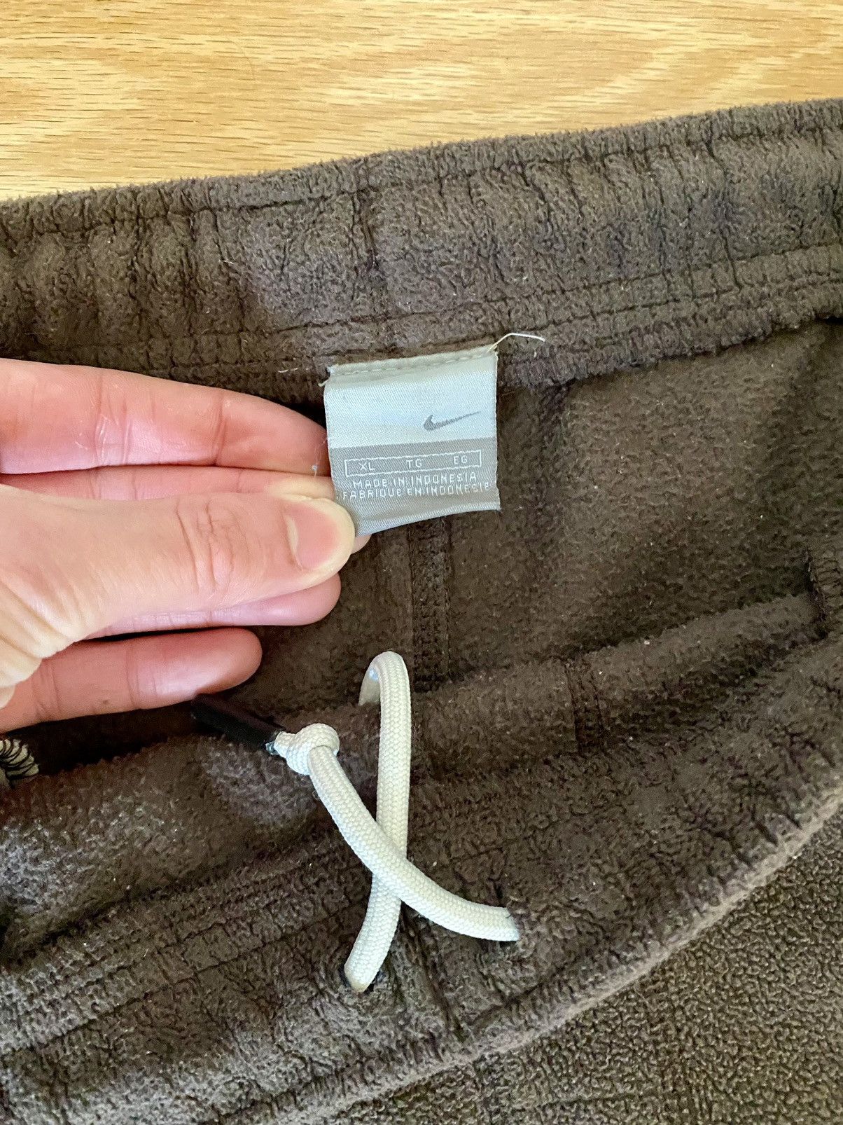 Nike × Vintage Nike Swoosh Brown Sweatpants Vintage 2000s Baggy Fleece Size US 32 / EU 48 - 4 Thumbnail