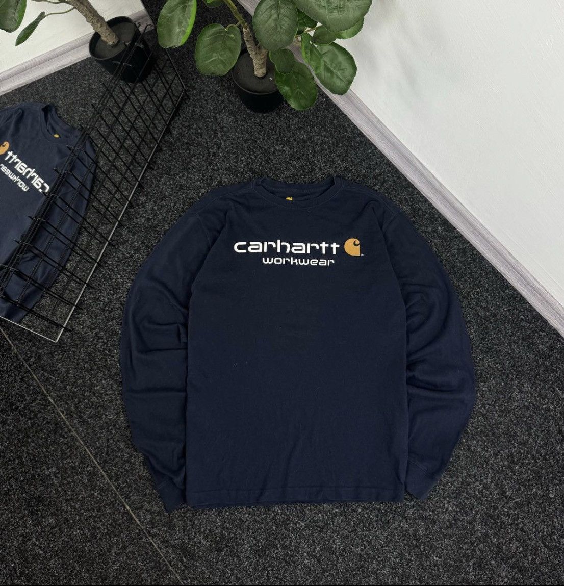 Carhartt Carhartt big logo long sleeve navy blue big logo skater Size US L / EU 52-54 / 3 - 1 Thumbnail