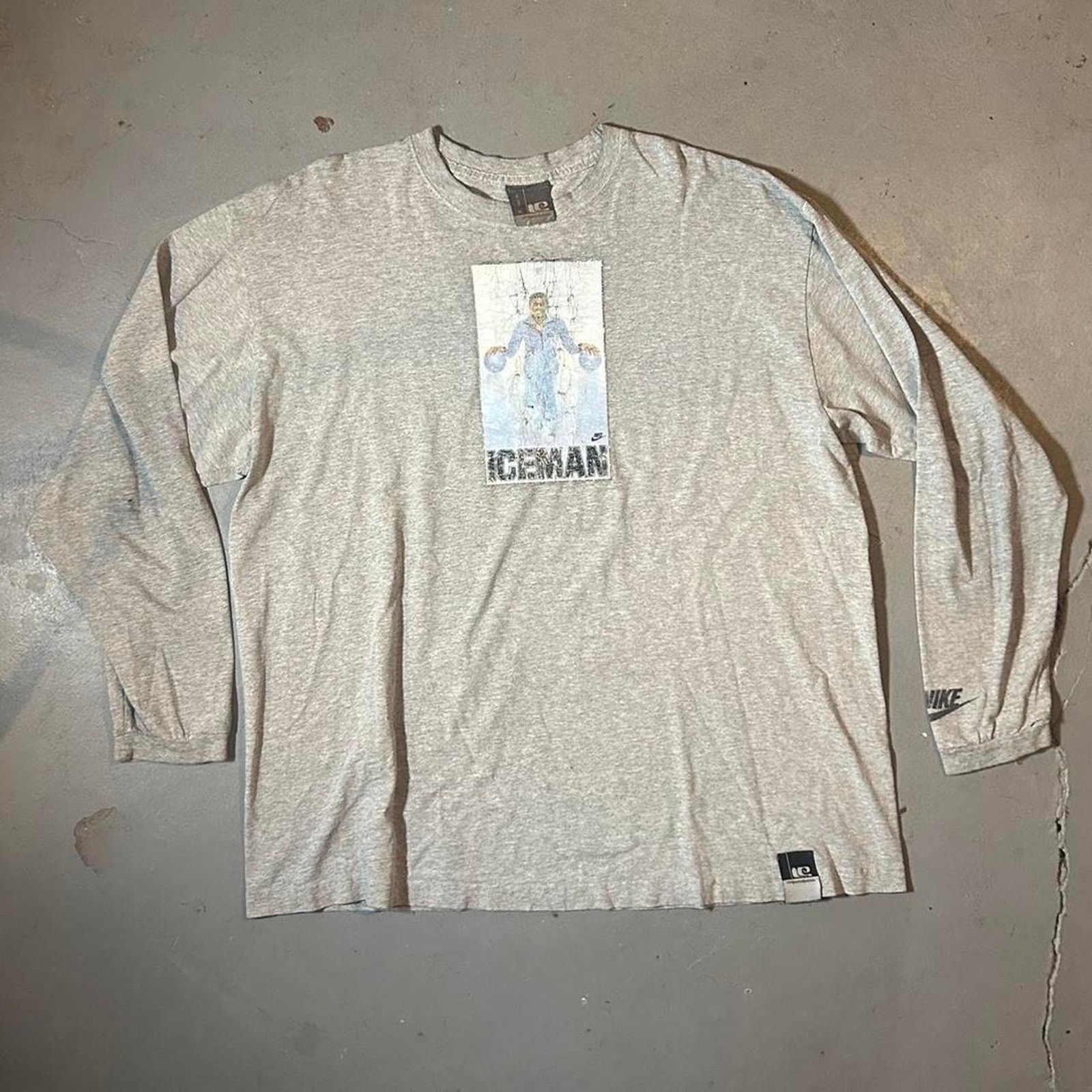 Nike Y2k nike long grey tee shirt ice man Size US XL / EU 56 / 4 - 1 Thumbnail