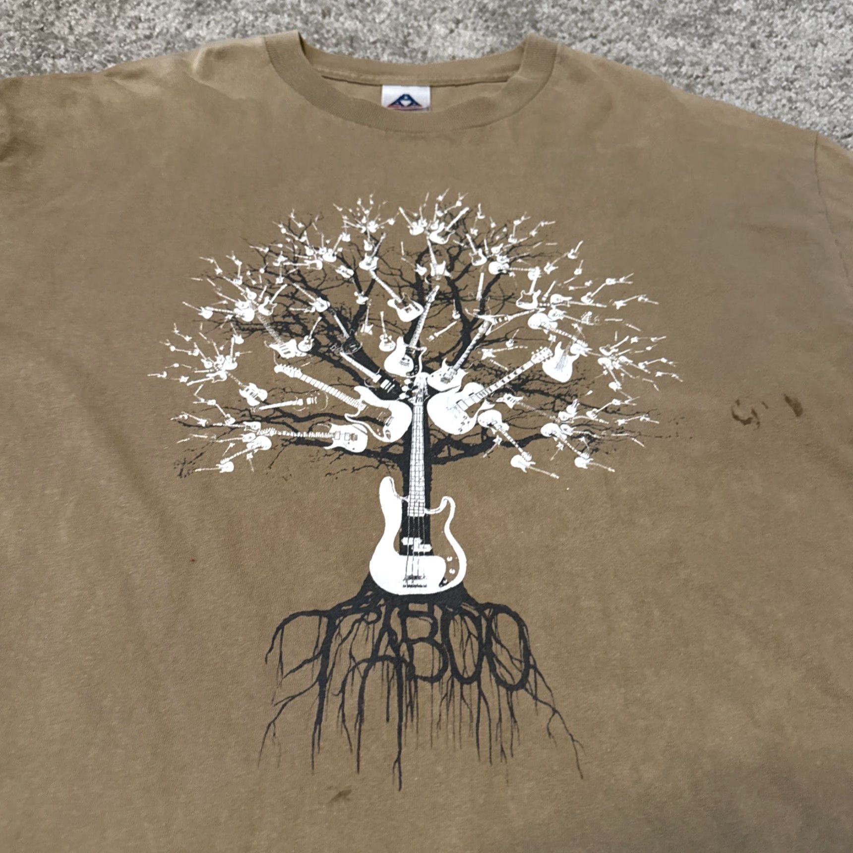 Vintage VINTAGE Taboo Band Music Rock Guitar Tree Graphic Brown T-Shirt XL Size US XL / EU 56 / 4 - 3 Thumbnail