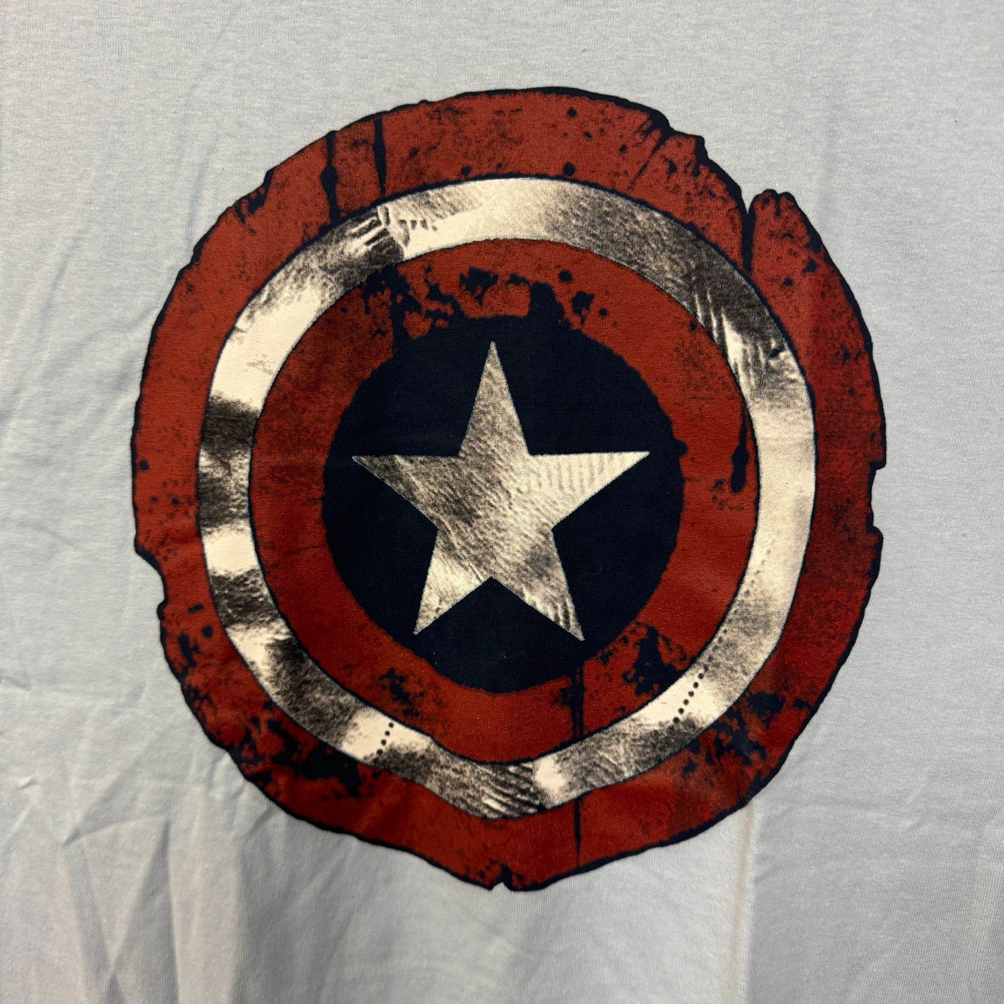 Marvel Comics Captain America War Torn Shield Marvel T-shirt Size 2XL Size US XXL / EU 58 / 5 - 2 Thumbnail