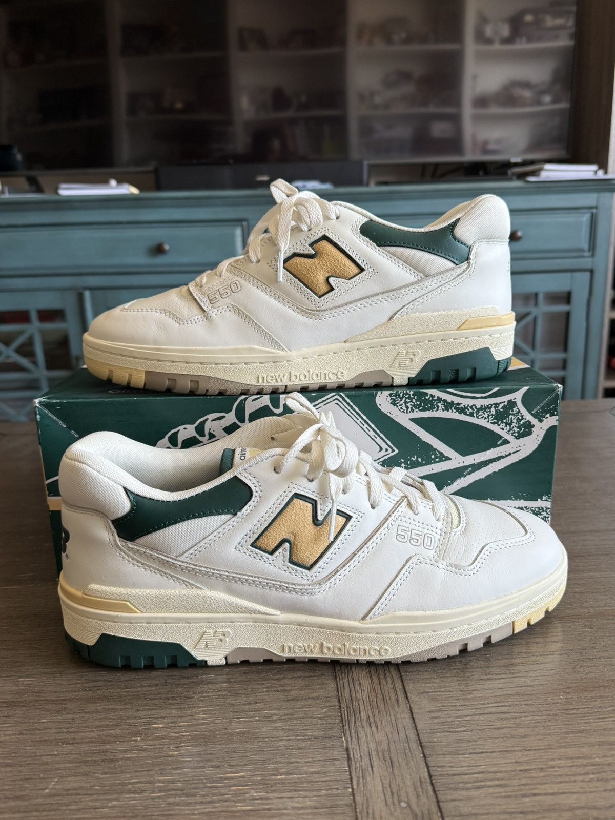 Aime Leon Dore × New Balance Aimé Leon Dore x 550 'Green Yellow' size 11 Size US 11 / EU 44 - 2 Thumbnail