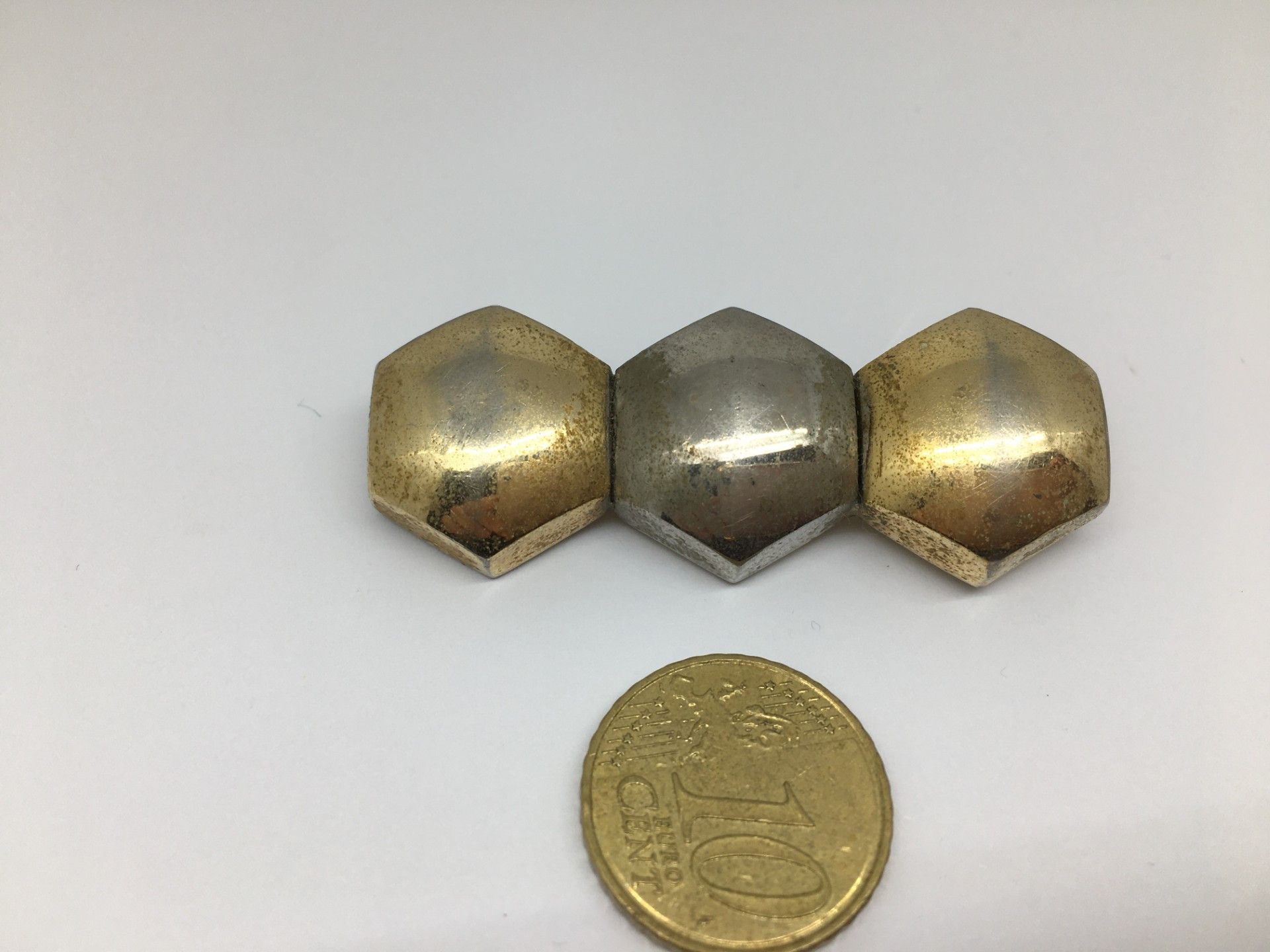 Vintage GROSSE GERMANY c. 1969 TRIPLE HONEYCOMB BROOCH AVANT GARDE Size ONE SIZE - 9 Thumbnail