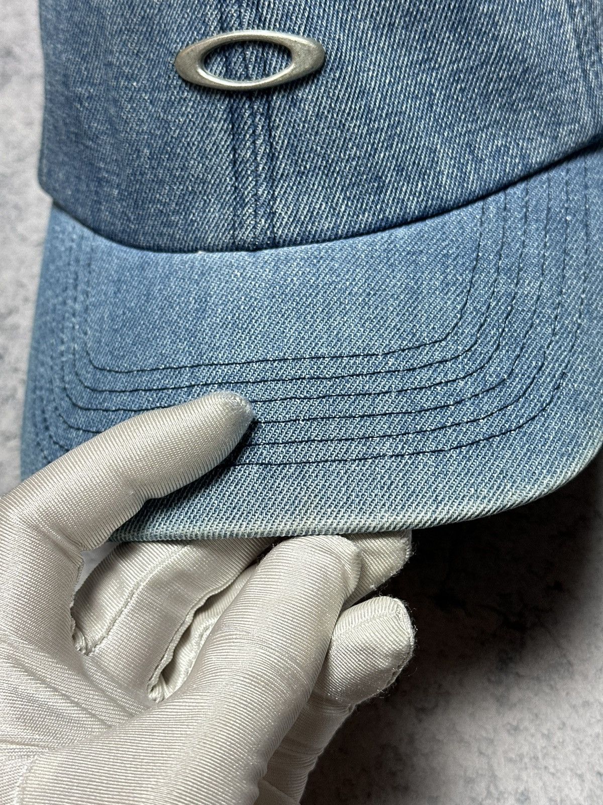 Oakley Vintage Oakley Metal Logo Denim Cap Size ONE SIZE - 15 Thumbnail