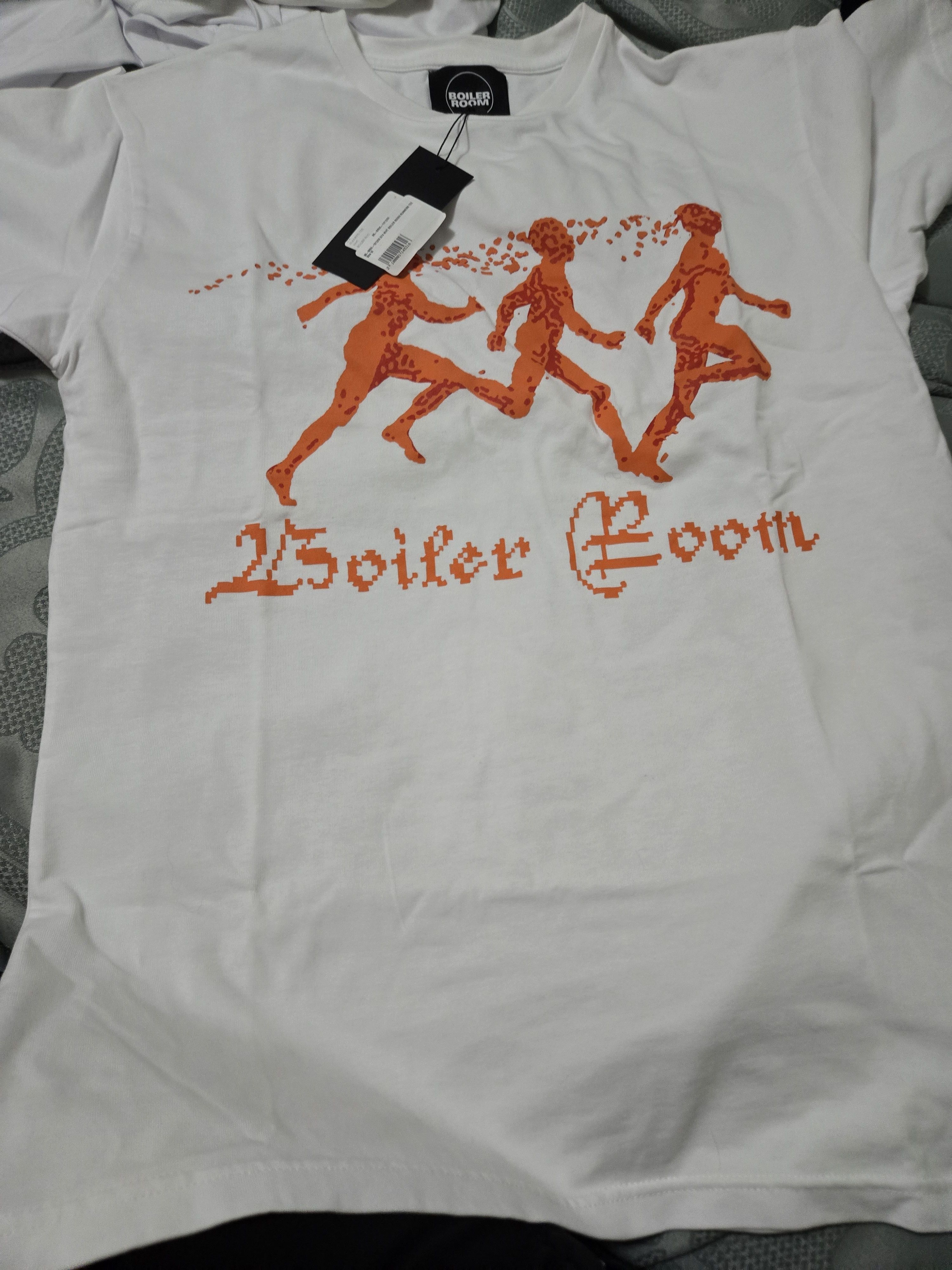 Boiler Room Boiler room runner tee Size US M / EU 48-50 / 2 - 1 Preview